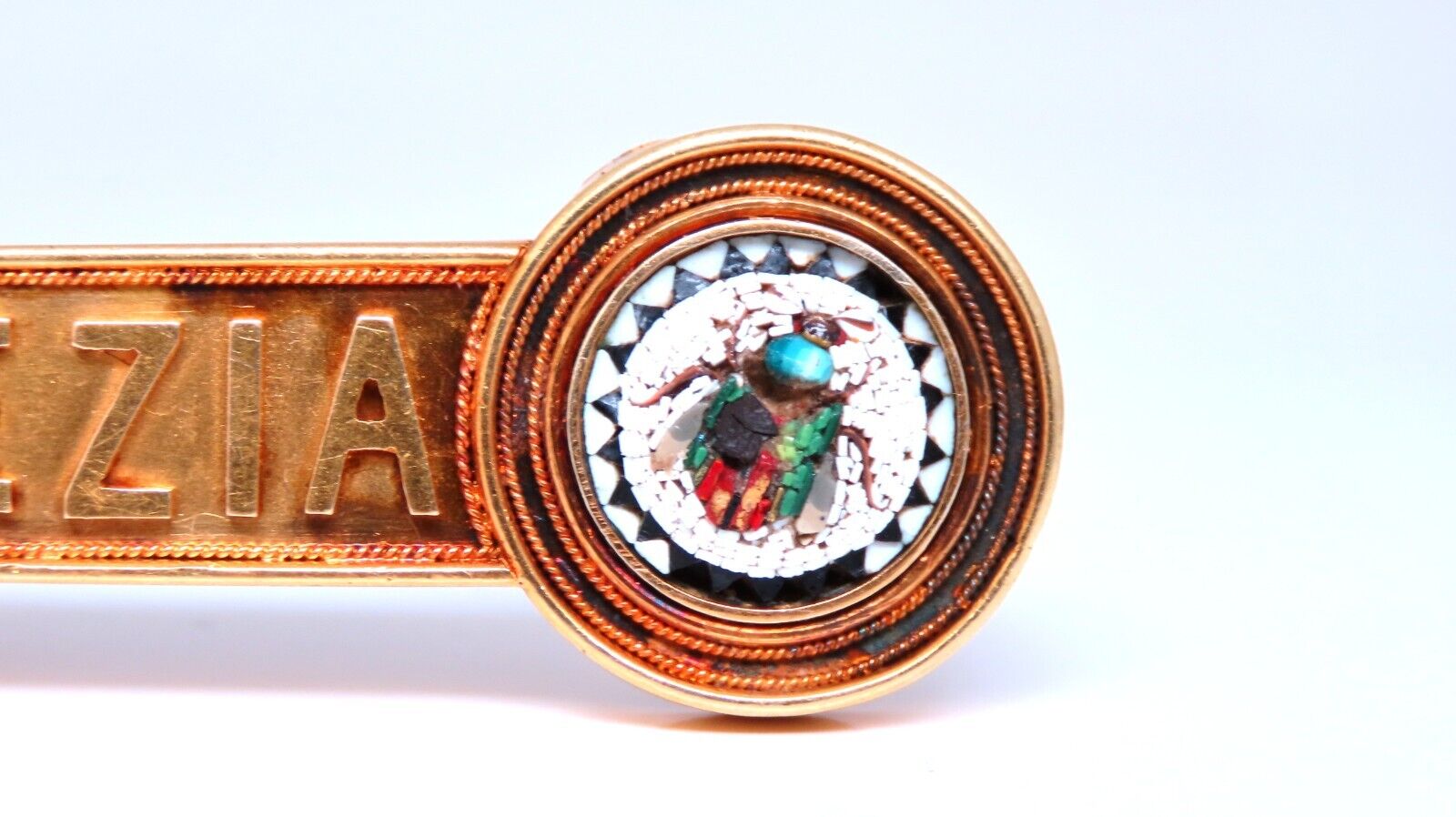 Vintage Venezia Oietra Dura Bug Brooch Pin - 18K Gold Plated Jewelry - Elegant Antique Accessory for Women's Fashion, Special Occasions & Gift Giving