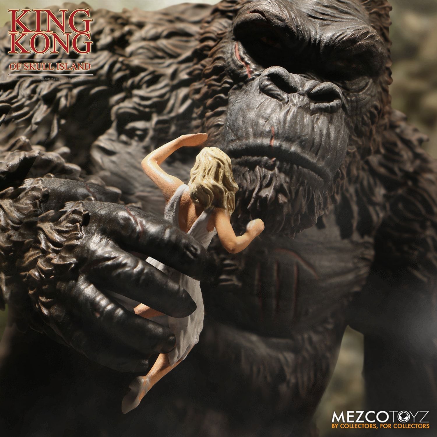 Mezco Toyz King Kong of Skull Island 7-Inch Action Figure - Collectible Movie Monster Toy for Display & Play | Perfect for Fans, Collectors & Home Decor