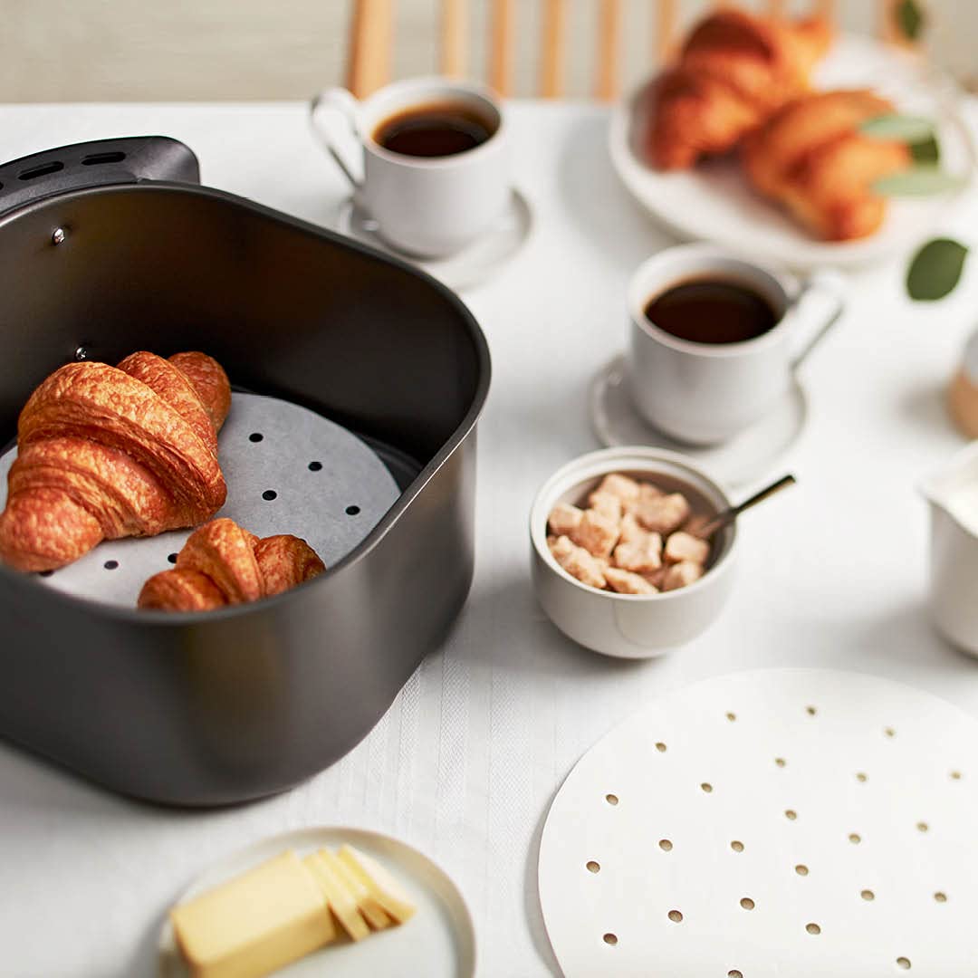 Chefman 100-Pack Disposable Air Fryer Liners - 9” Round Heat-Resistant Parchment Paper for Air Fryer Baskets | Perfect for Cooking, Roasting & Baking | Fits Most Air Fryer Models