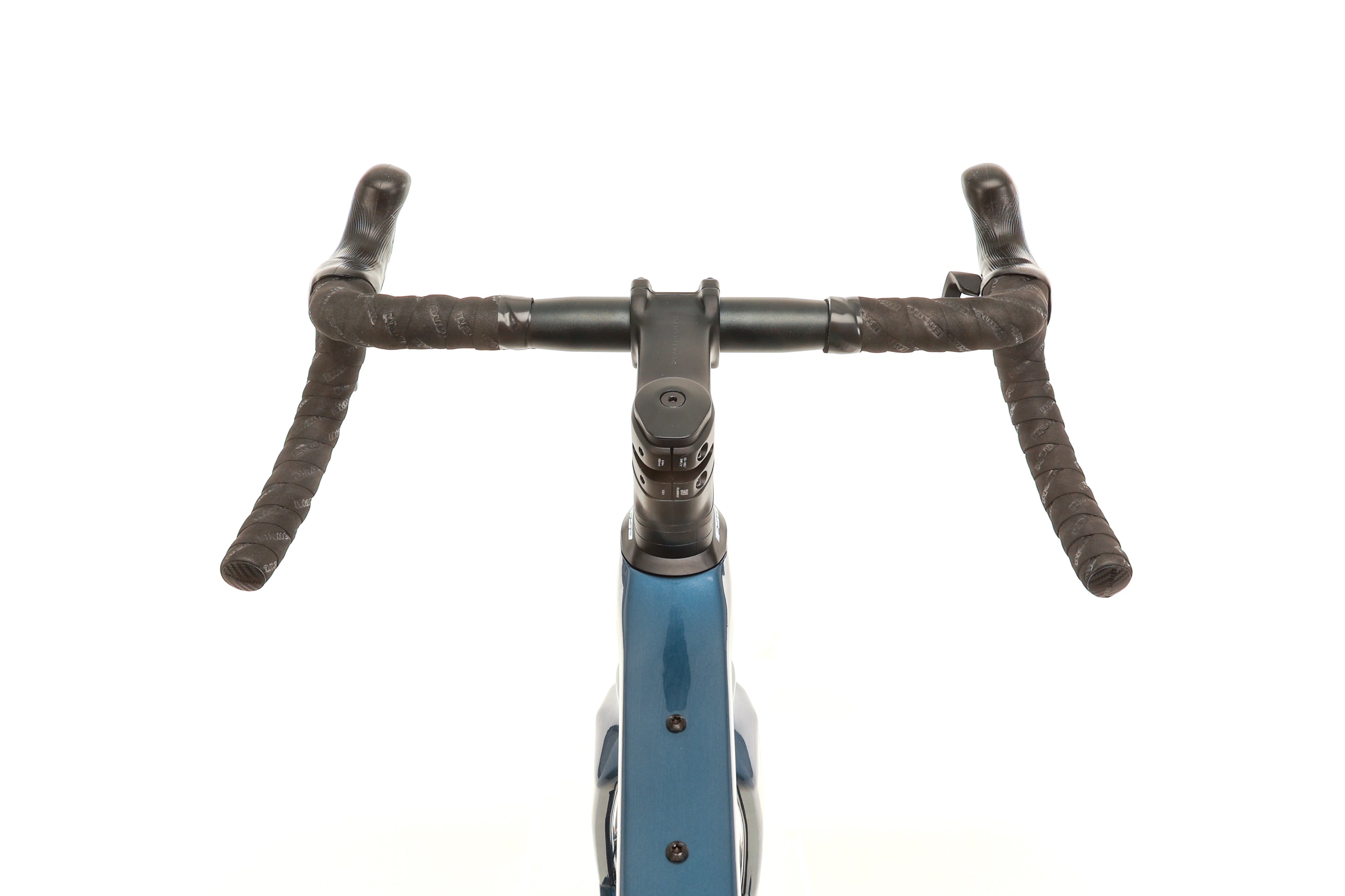 Bianchi Arcadex Ekar Gravel Bike 2023 - Medium Size for Men & Women - Perfect for Adventure Cycling, Commuting & Off-Road Trails