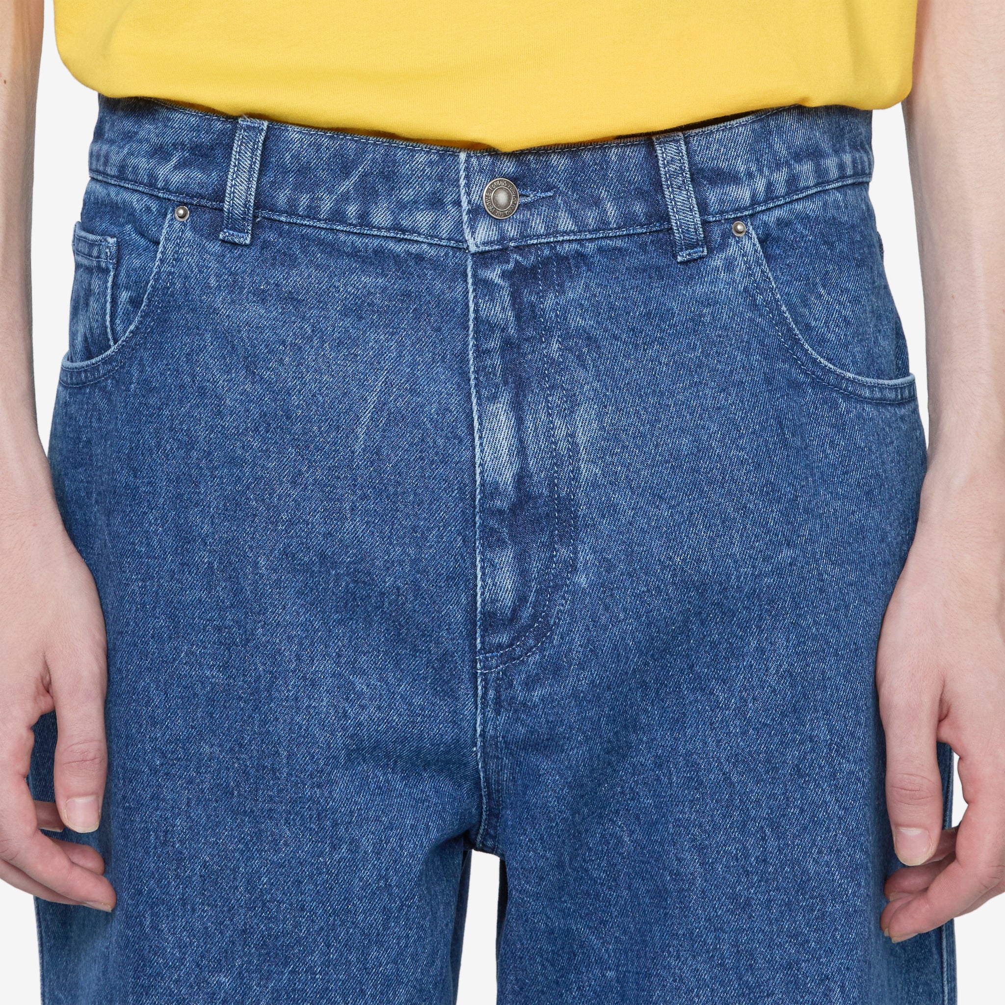 Unisex Classic Logo Denim Jeans in Blue - Comfortable Casual Pants for Everyday Wear & Street Style
