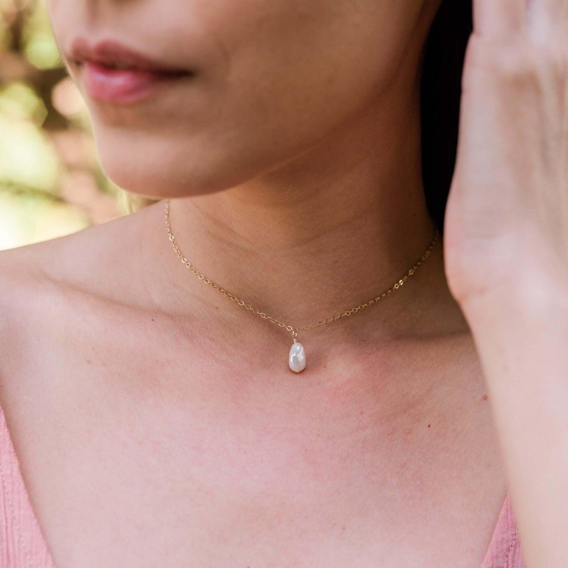 Tiny Rough White Freshwater Pearl Pendant Necklace - Dainty Gemstone Choker for Women, Perfect for Weddings, Date Nights & Boho Fashion