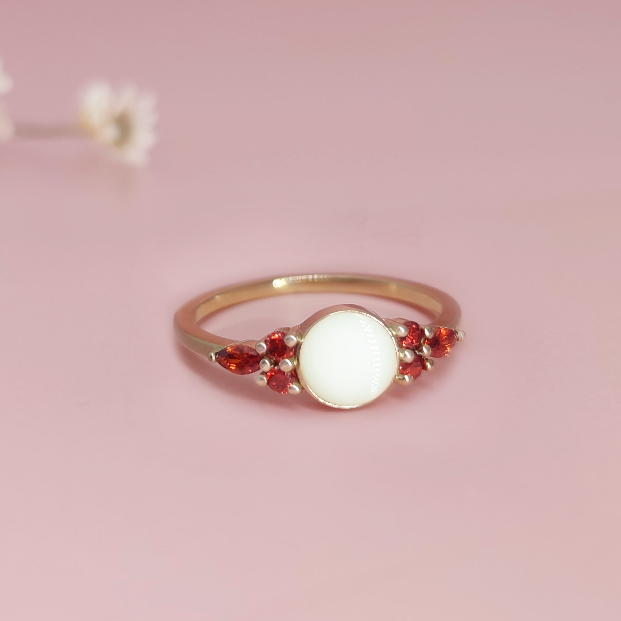 Lacta Gems: Elegant Breastmilk Keepsake Ring for Moms - Perfect for Nursing Mothers & Breastfeeding Jewelry Gifts - Cherish Precious Memories with Your Baby