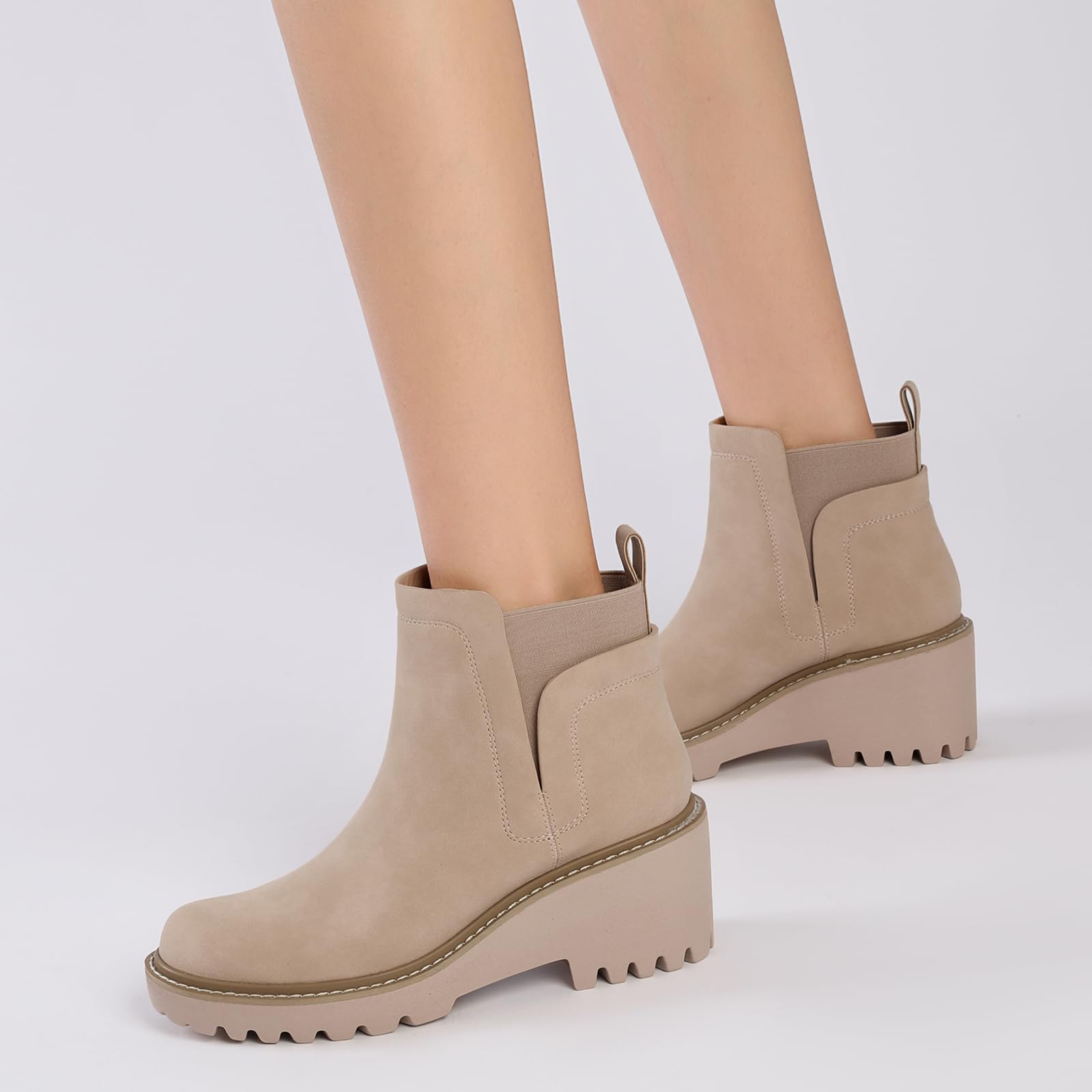 Mostrin Women's Chelsea Boots - Slip On Platform Ankle Booties with Chunky Lug Sole & Elastic Side for Fall/Winter | Casual Outfits, Workwear, Date Night Fashion