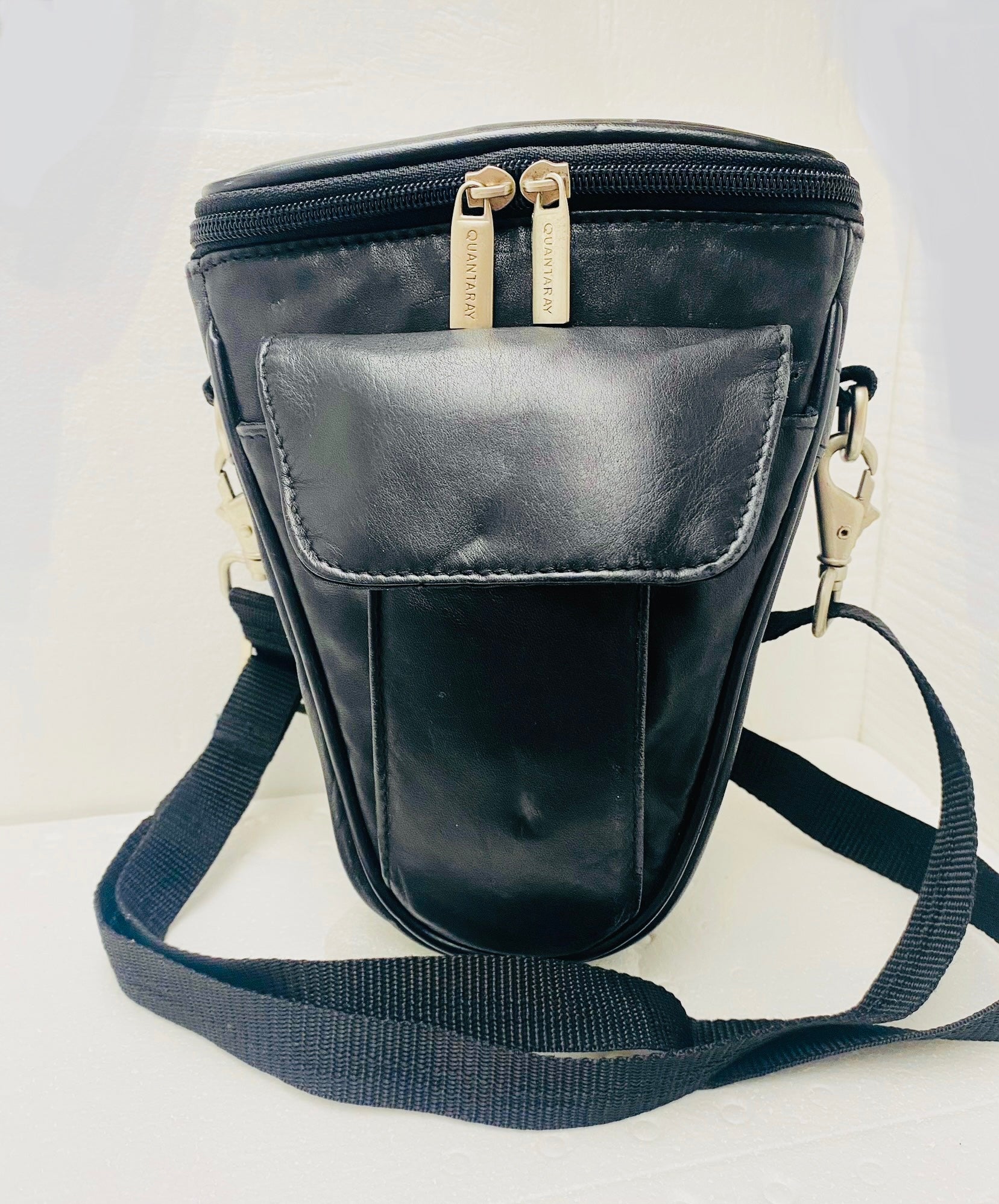 Quantaray Black Leather Camera Holster Bag - Pre-Owned - Perfect for DSLR, Mirrorless & Film Cameras - Travel & Outdoor Photography