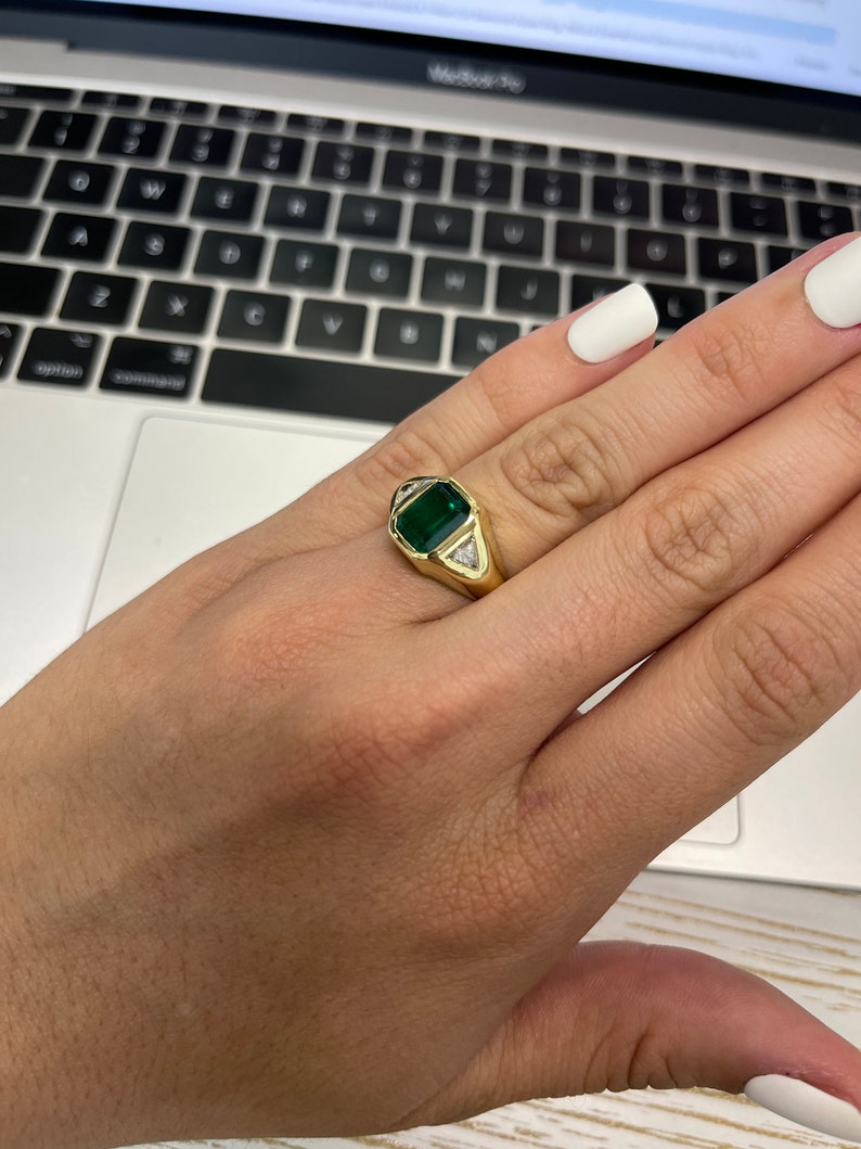 18K Gold AAA+ 3.24tcw Emerald and Diamond Three Stone Gypsy Ring for Women | Vertical Green Emerald with Trillion Cut Diamonds | Perfect for Engagement, Anniversary & Special Occasion Gifts