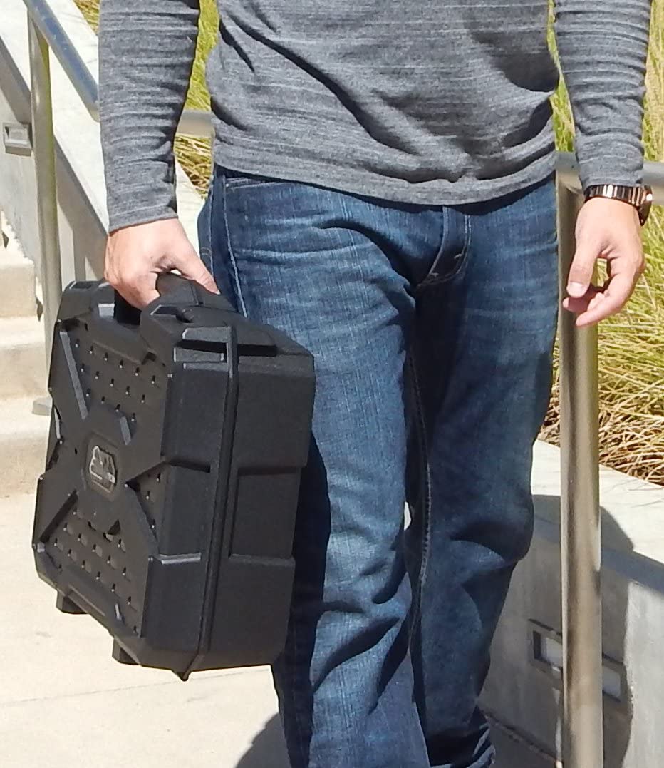 CASEMATIX 17-Inch Heavy Duty Hard Shell Mixer Travel Case - Compatible with Behringer Xenyx X1204USB, 1204USB, QX1204USB, Q1204USB, 1202FX, 1202, 802, Q802USB & More - Perfect for Studio, Live Performances & Road Travel