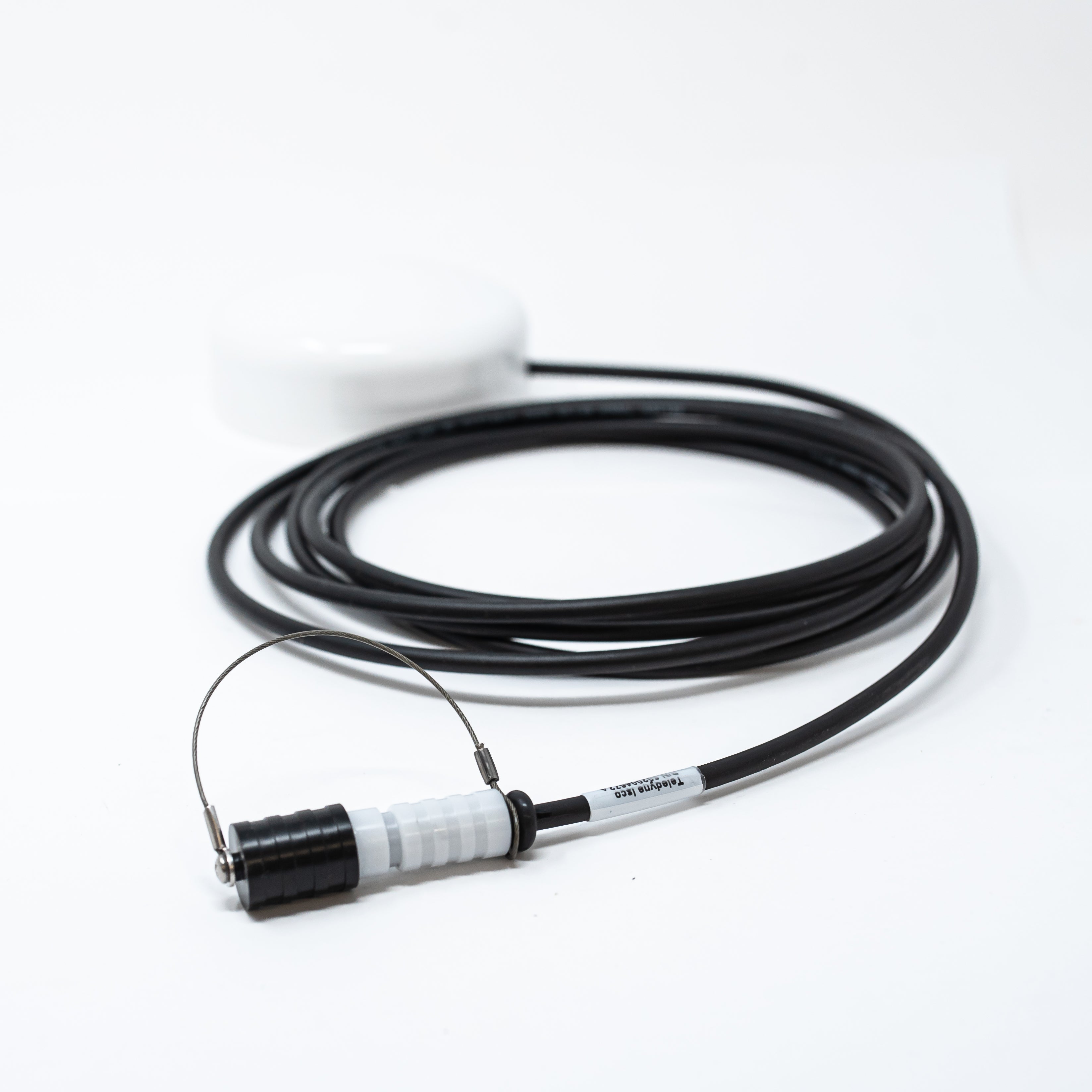 High Gain In-Street Antenna with Enhanced Connector - Perfect for Urban Signal Boosting & Outdoor Mobile Connectivity