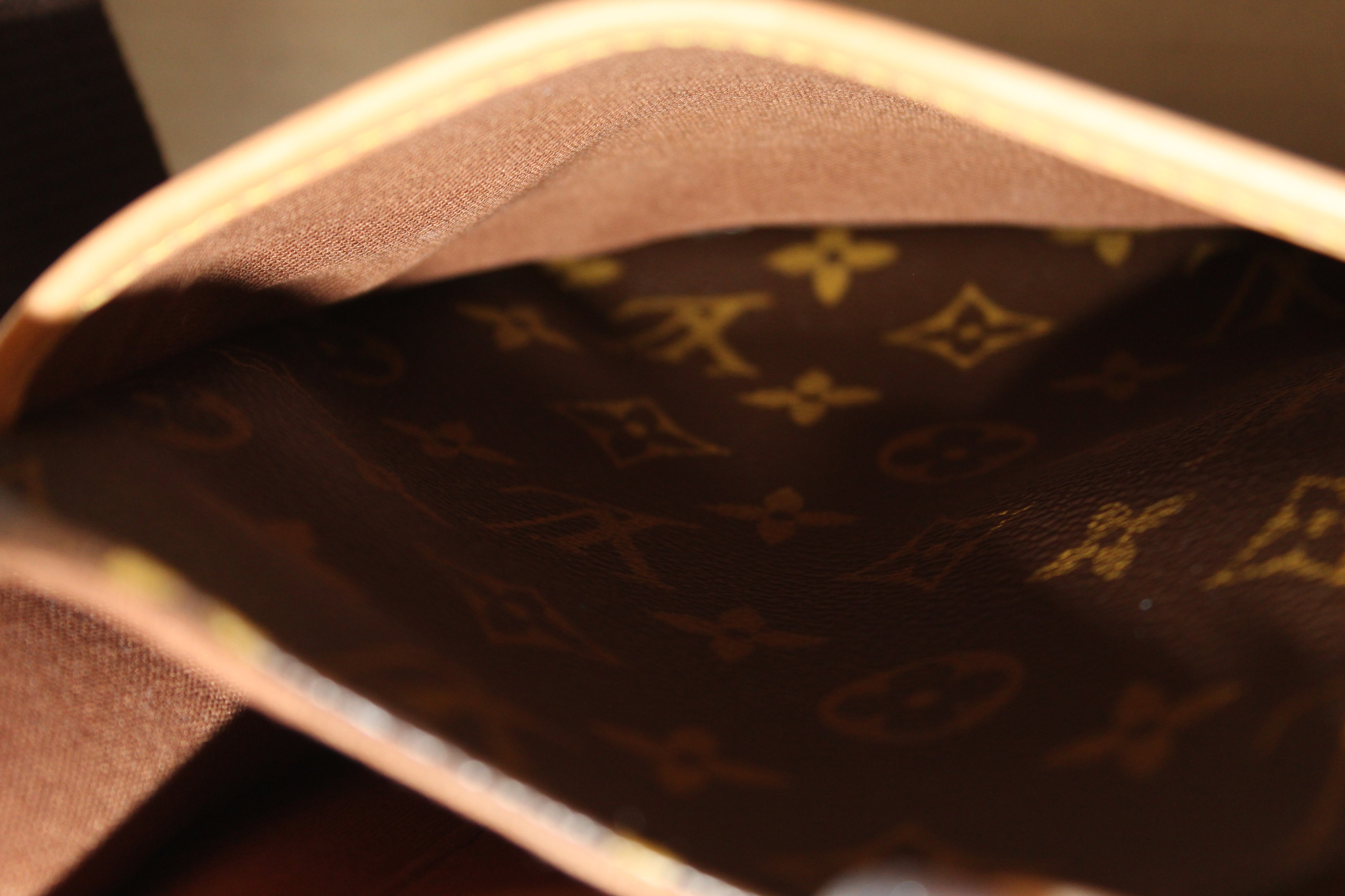 Authentic Louis Vuitton Monogram Bosphore MM Crossbody Bag - Luxury Designer Messenger Purse for Women, Perfect for Work, Travel & Daily Use