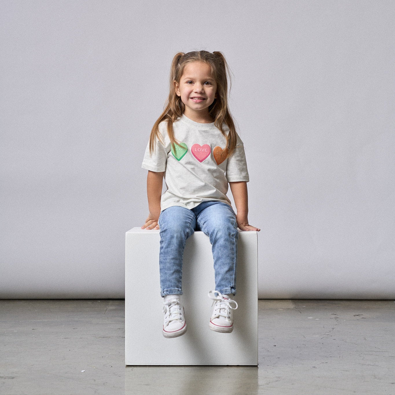 Valentine's Day Box Fit T-Shirt for Women - Soft Grey Cotton Tee - Casual Wear & Gift Idea for Her