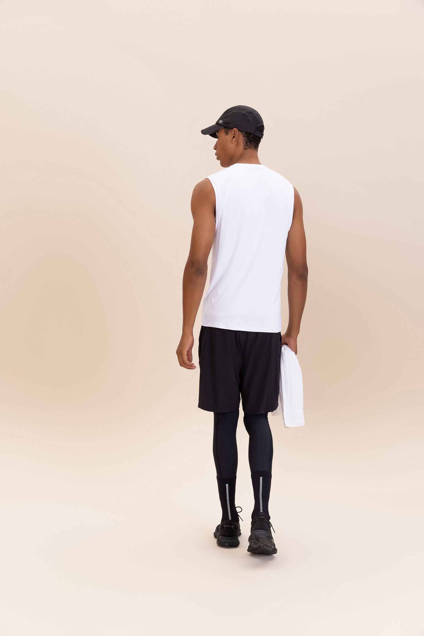 Comfy Link Reflex Men's Tank Top - Breathable & Lightweight for Workouts, Gym & Summer - Perfect for Running, Yoga & Outdoor Activities