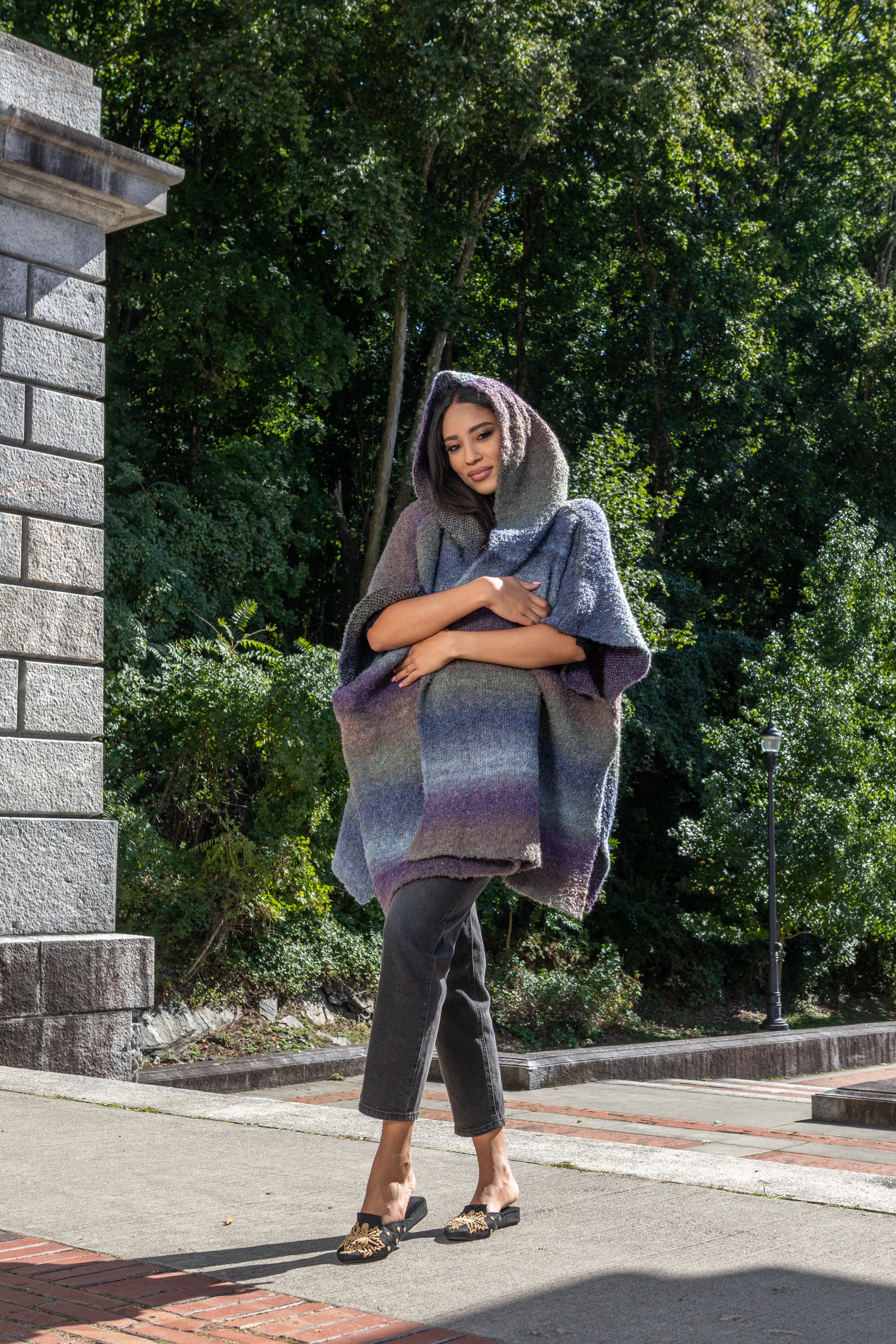 Stylish Hooded Kimono with Multicolor Gradient - Perfect for Loungewear, Yoga, and Beach Cover-Up