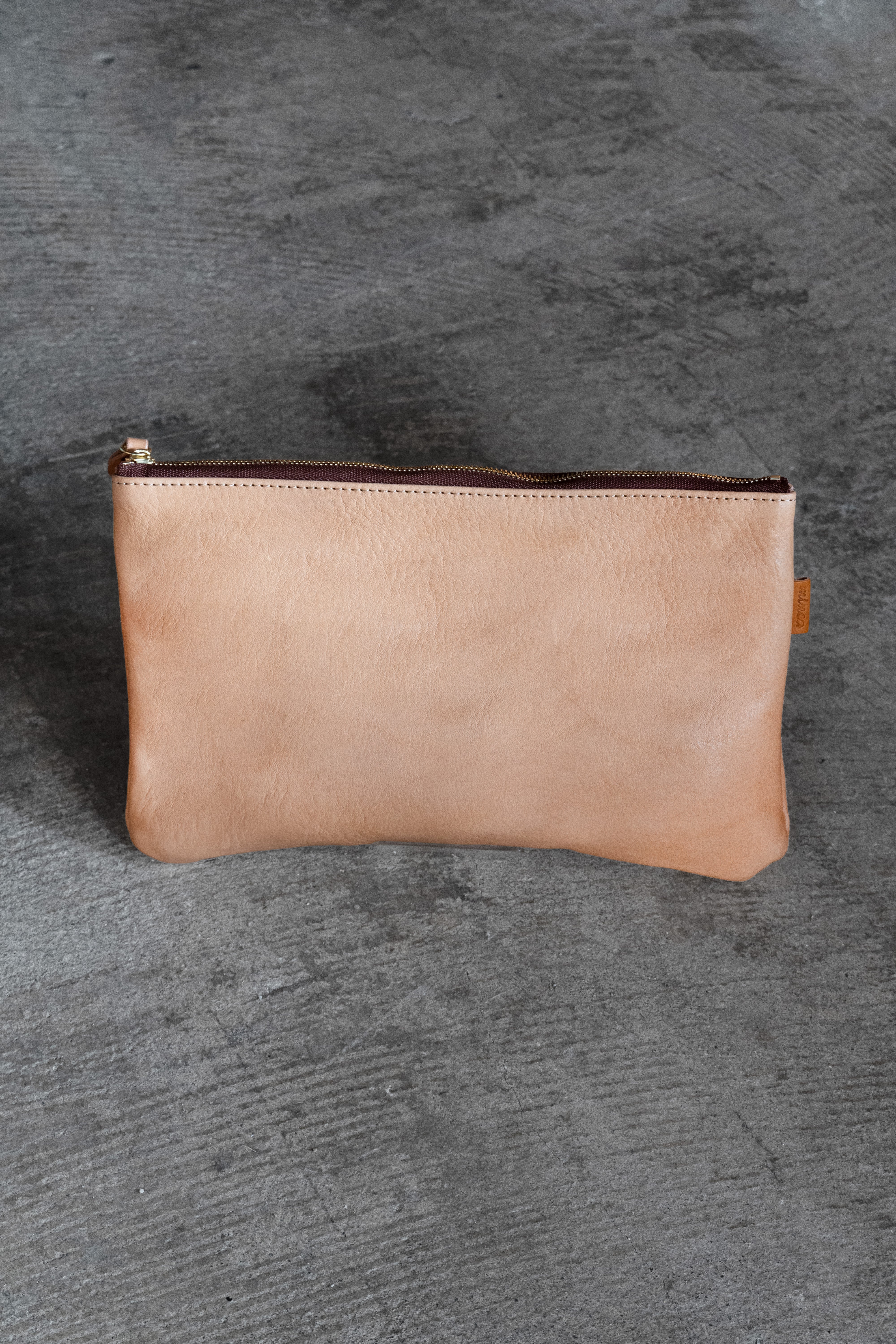 Premium Tochigi Leather Crossbody Bag - Handcrafted in Japan - Stylish Messenger Bag for Women & Men - Perfect for Travel, Work & Everyday Use