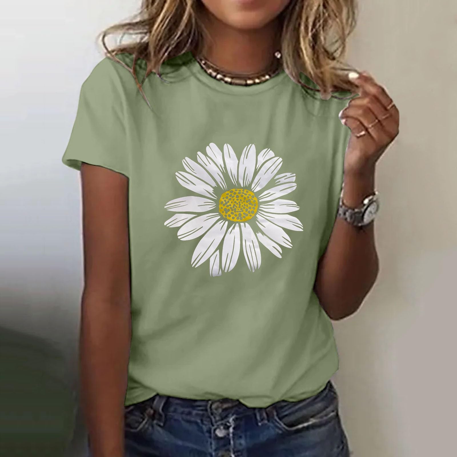 Women's Sunflower Graphic T-Shirt - Cute Floral Print Loose Fit Crew Neck Short Sleeve Casual Top for Summer | Perfect for Beach Outings, Picnics & Everyday Wear