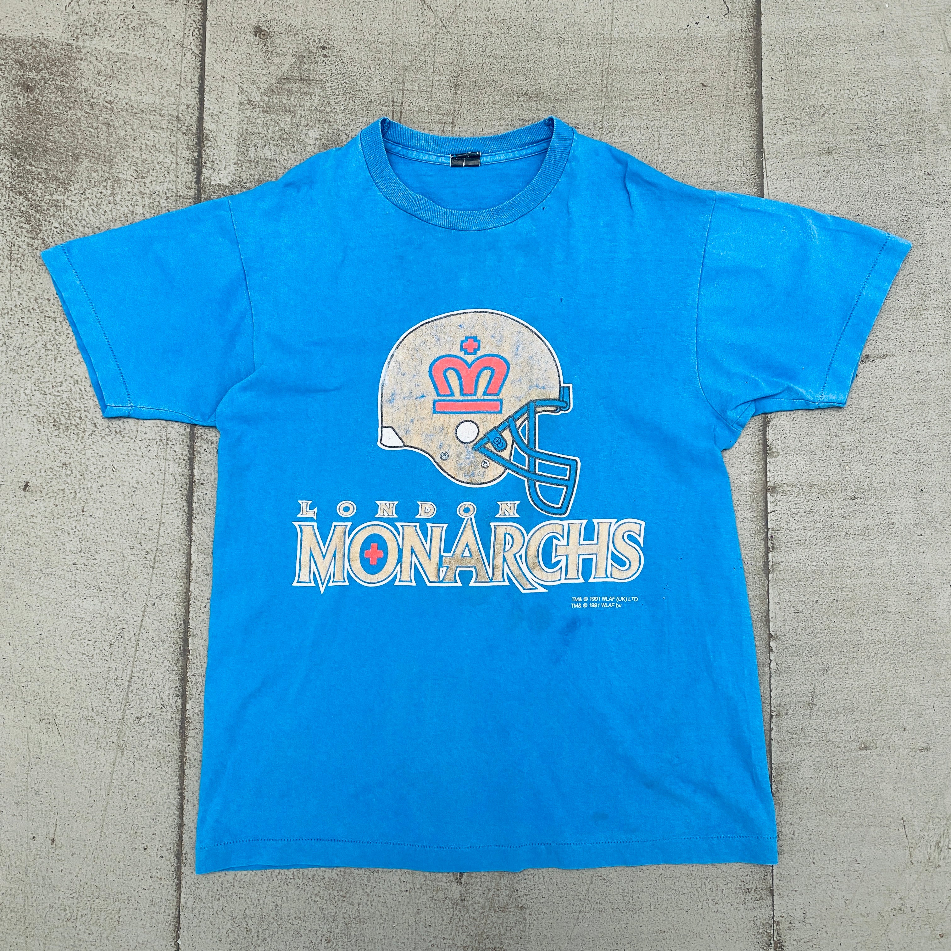 WLAF: Vintage 1991 London Monarchs Graphic Spellout T-Shirt (Large) - Retro Football Fan Apparel for Game Day & Casual Wear