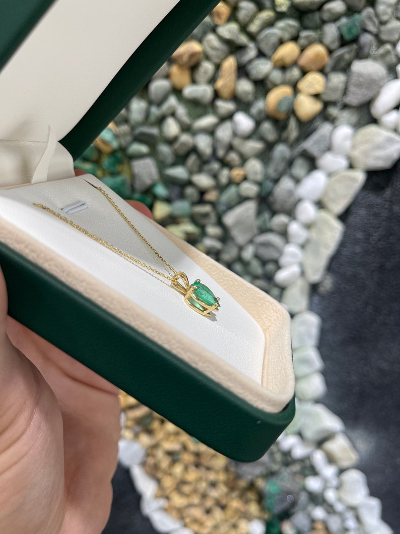 2.82 Carat 14K Yellow Gold Colombian Emerald Pear Cut Solitaire Pendant with 4 Prong Split Bail - Elegant Jewelry Gift for Women, Perfect for Weddings, Anniversaries & Special Occasions