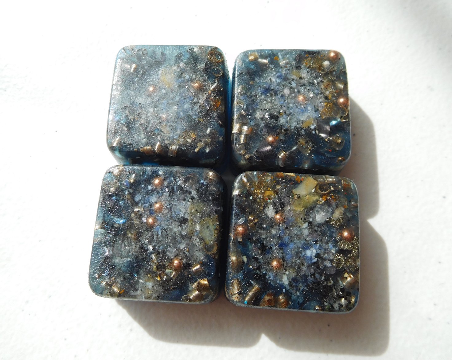 Light Blue Steel Mini Cube Tower - Orgone Energy Generator with Crystal & Healing Stones for Positive Energy, Meditation & Home Decor