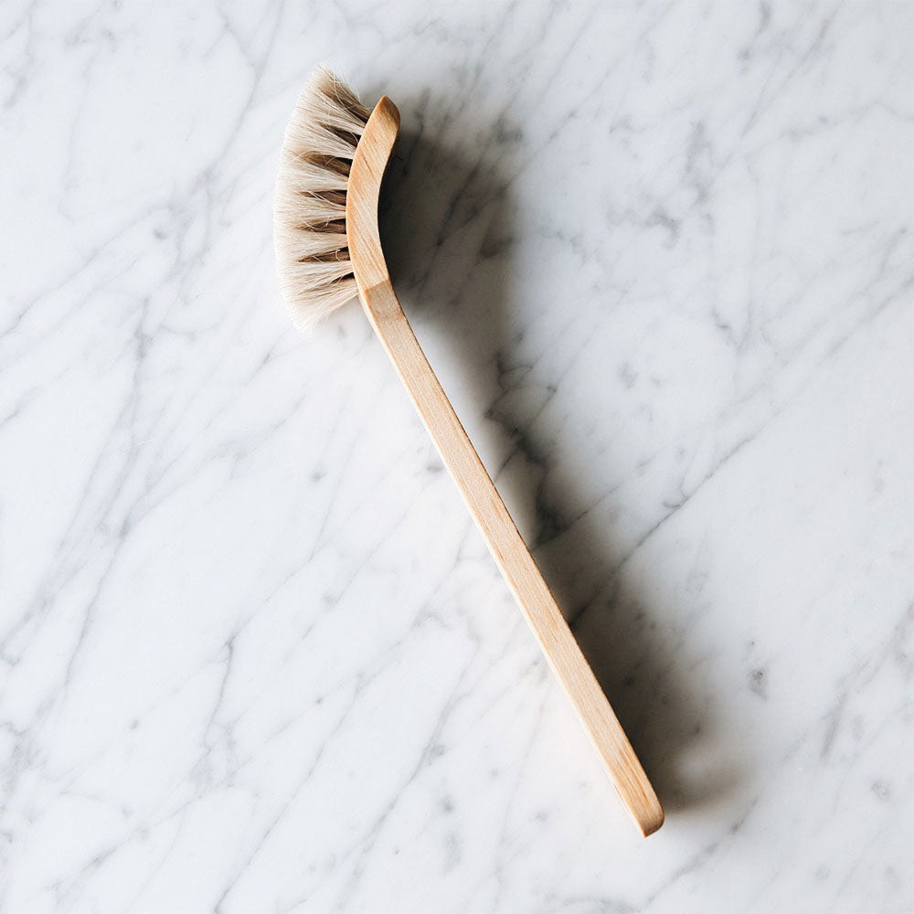 Eco-Friendly Curved Dish Brush for Effortless Cleaning - Perfect for Pots, Pans, and Hard-to-Reach Areas - Kitchen Essential for Easy Dishwashing