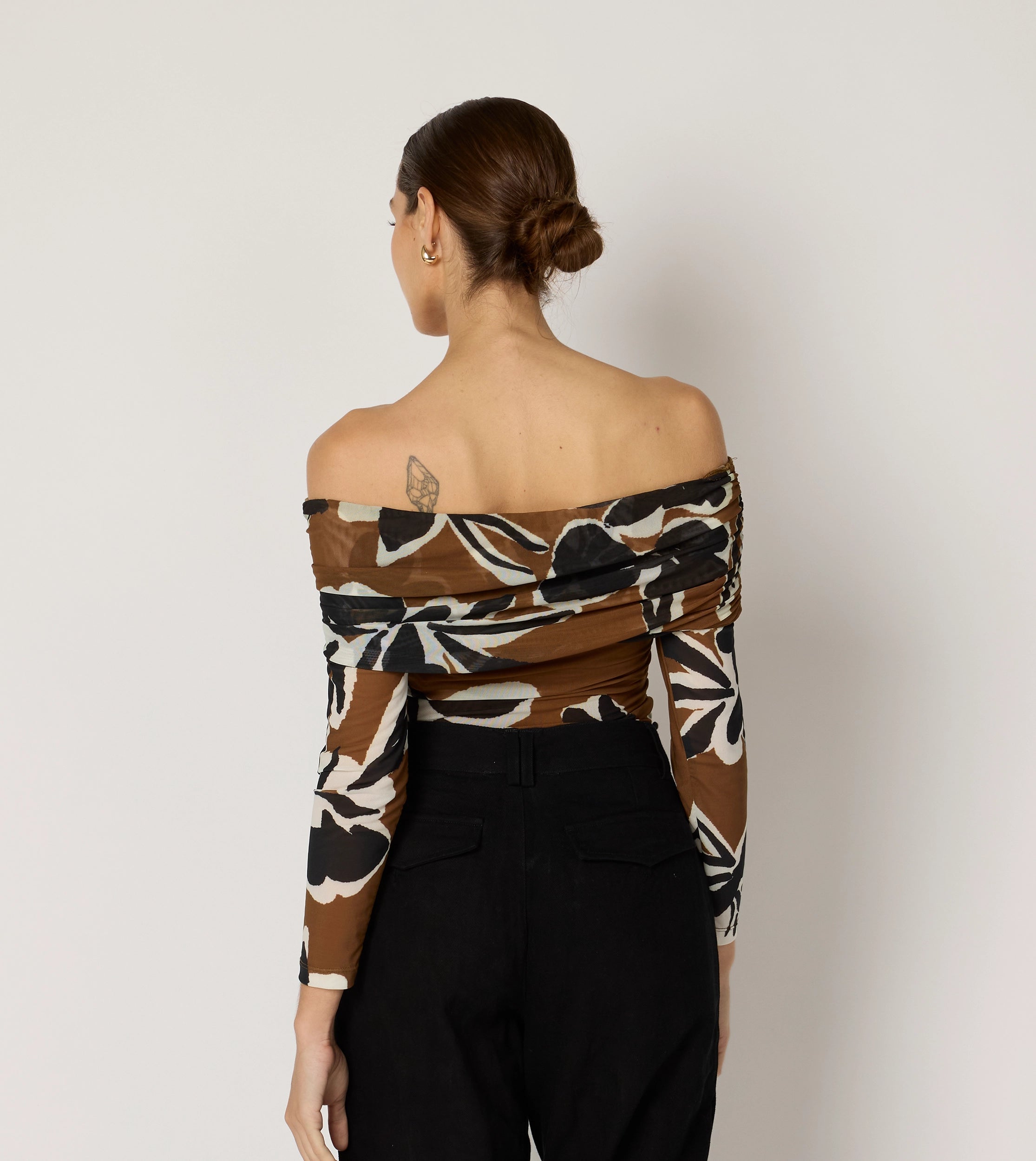 Penelope Top | Smoked Clover Floral Print Blouse - Women's Elegant Casual Shirt for Office, Date Night & Spring Outfits