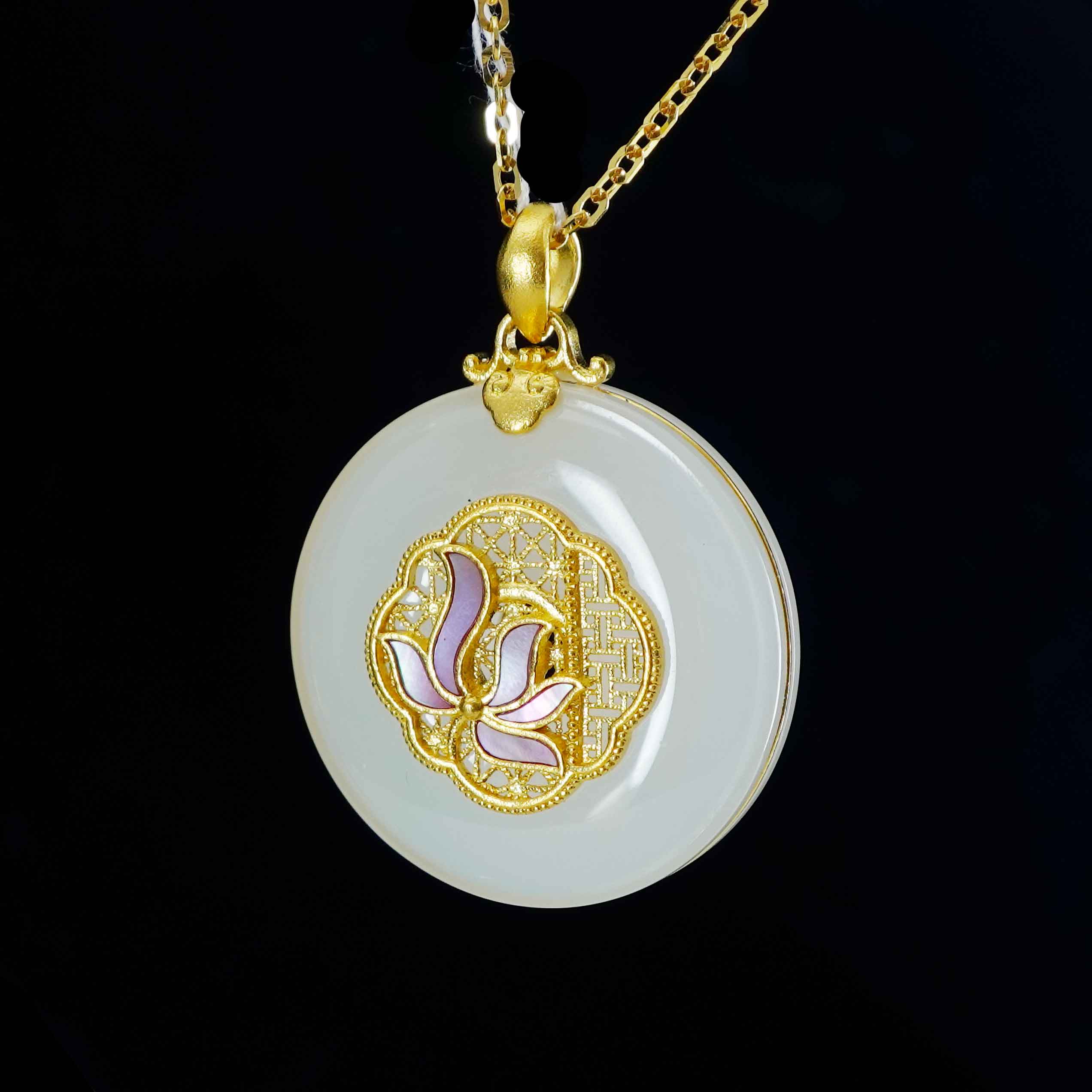 24K Gold Nephrite Jade Pendant Necklace for Women - Elegant Handcrafted Jewelry Gift for Birthday, Anniversary & Special Occasions