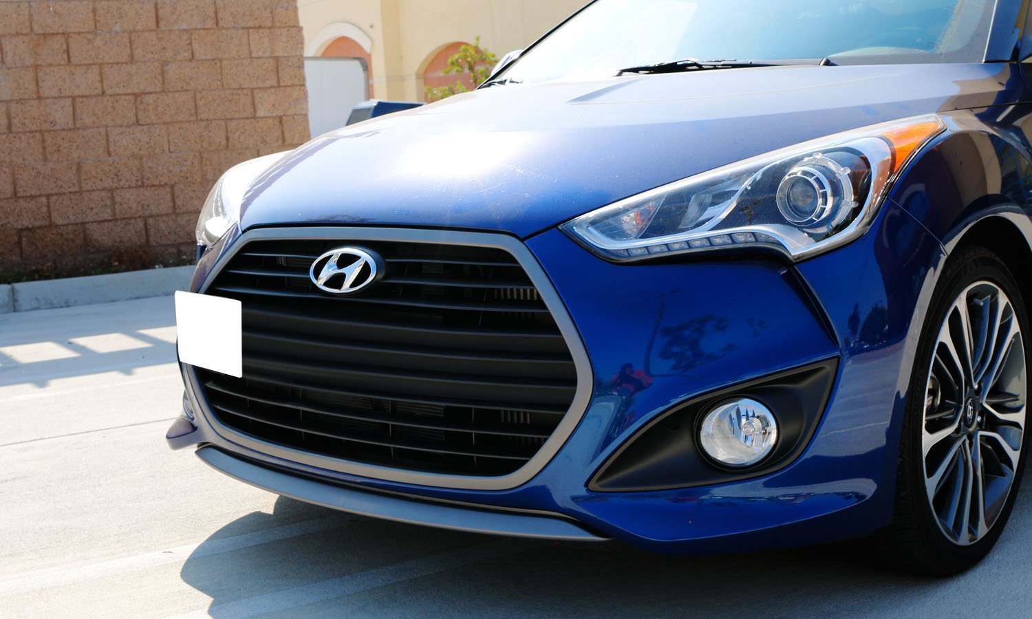 Hyundai Veloster Front Bumper Tow Hook License Plate Mounting Bracket Holder - Durable & Easy Installation for Custom Car Styling (Perfect for Car Shows, Off-Roading & Street Legal Compliance)