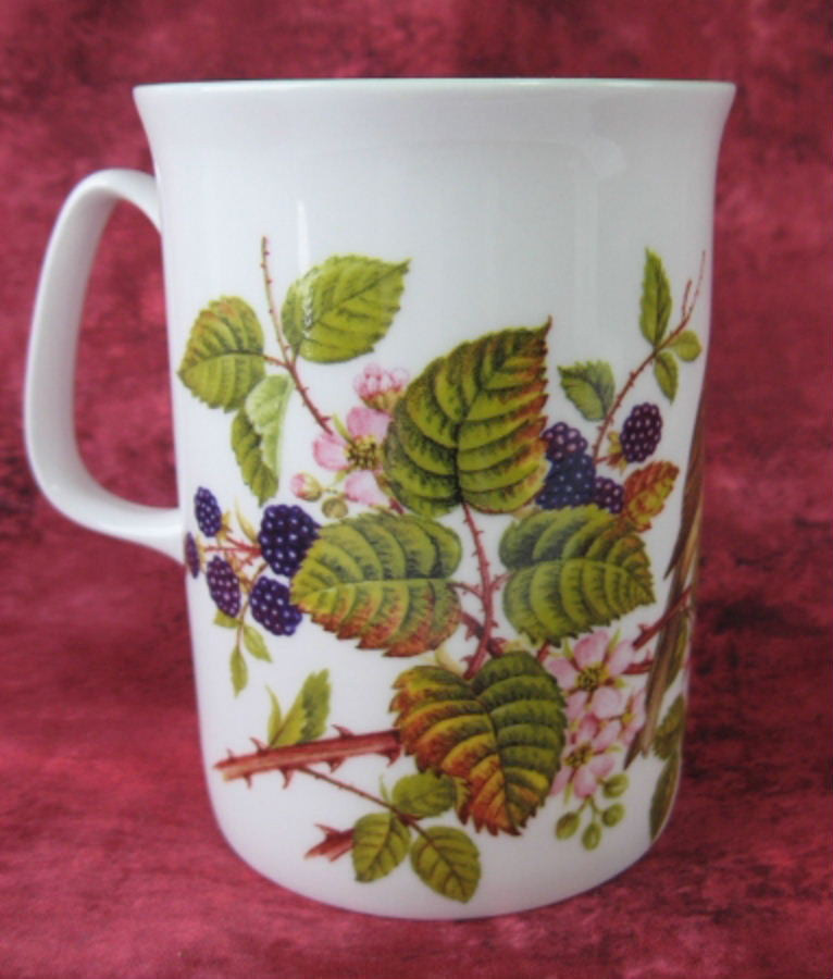 English Bone China Mug with Thrush and Blackberry Design - Elegant Tea & Coffee Cup for Home, Office, and Gift Giving