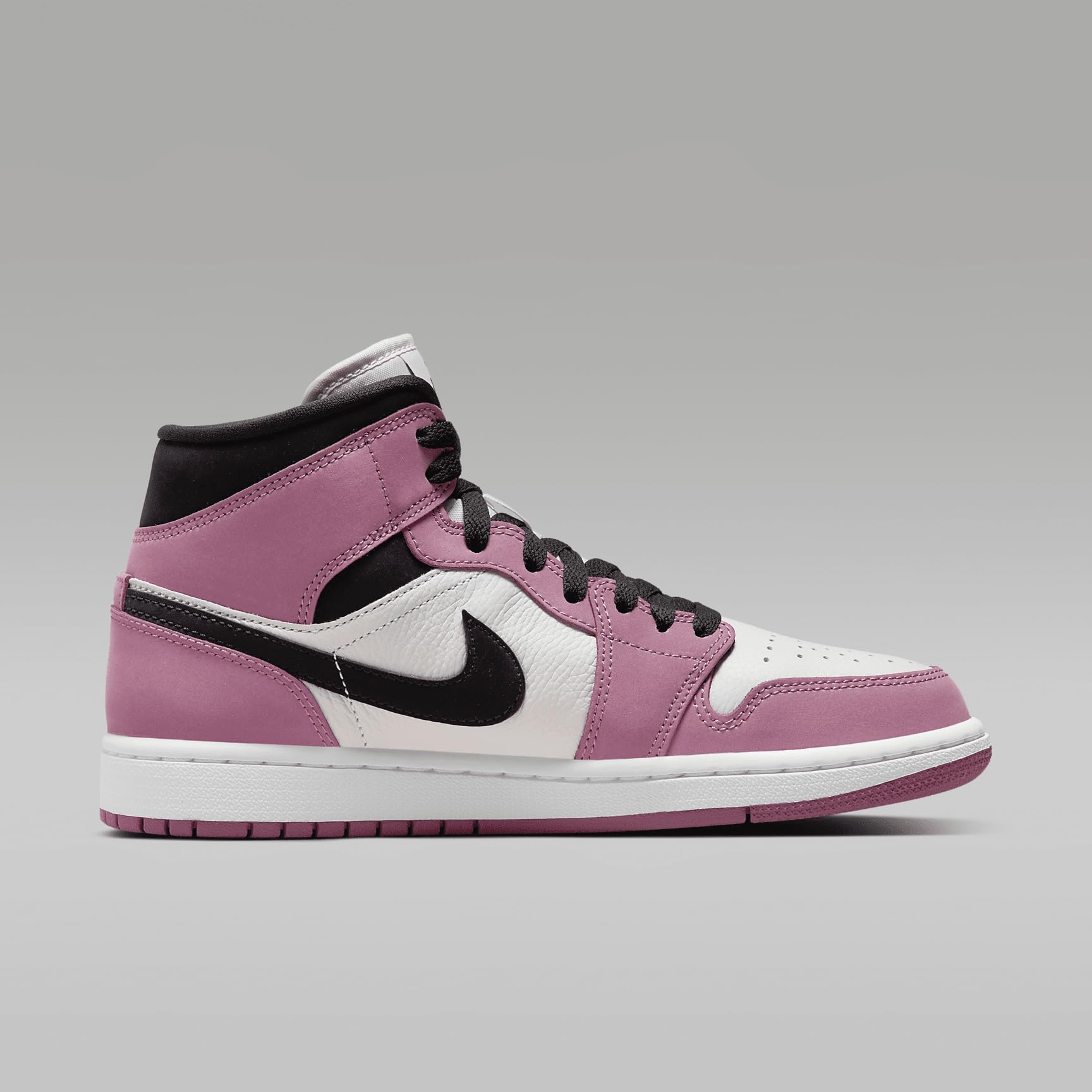 Jordan Women's Air 1 Mid SE Sneakers - Comfortable Basketball Shoes for Women - Perfect for Sports, Gym Workouts & Casual Streetwear Fashion