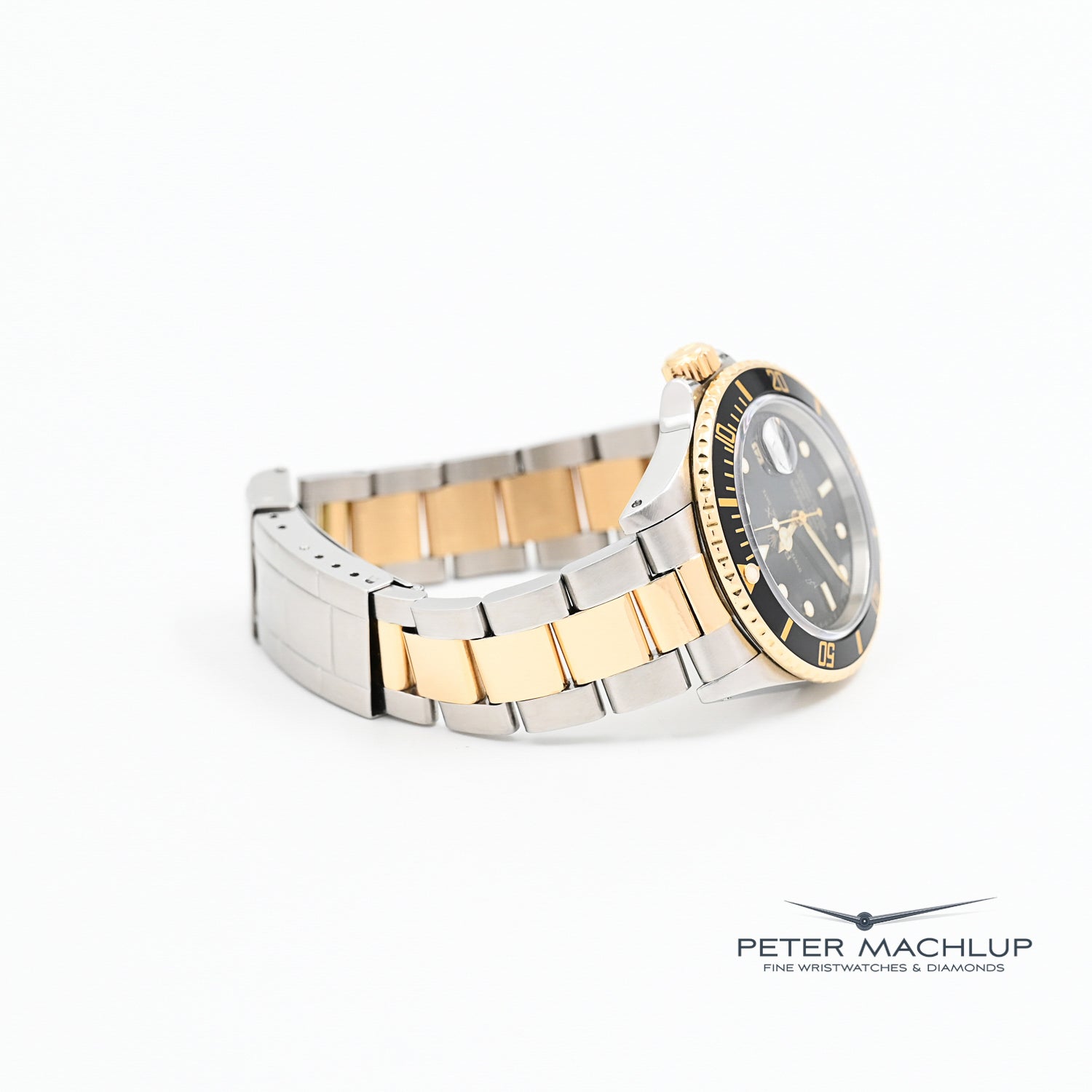 Vintage Rolex Submariner Date 40mm Men's Watch - 1986 Model - Luxury Diver Timepiece for Professional Scuba Diving & Everyday Wear