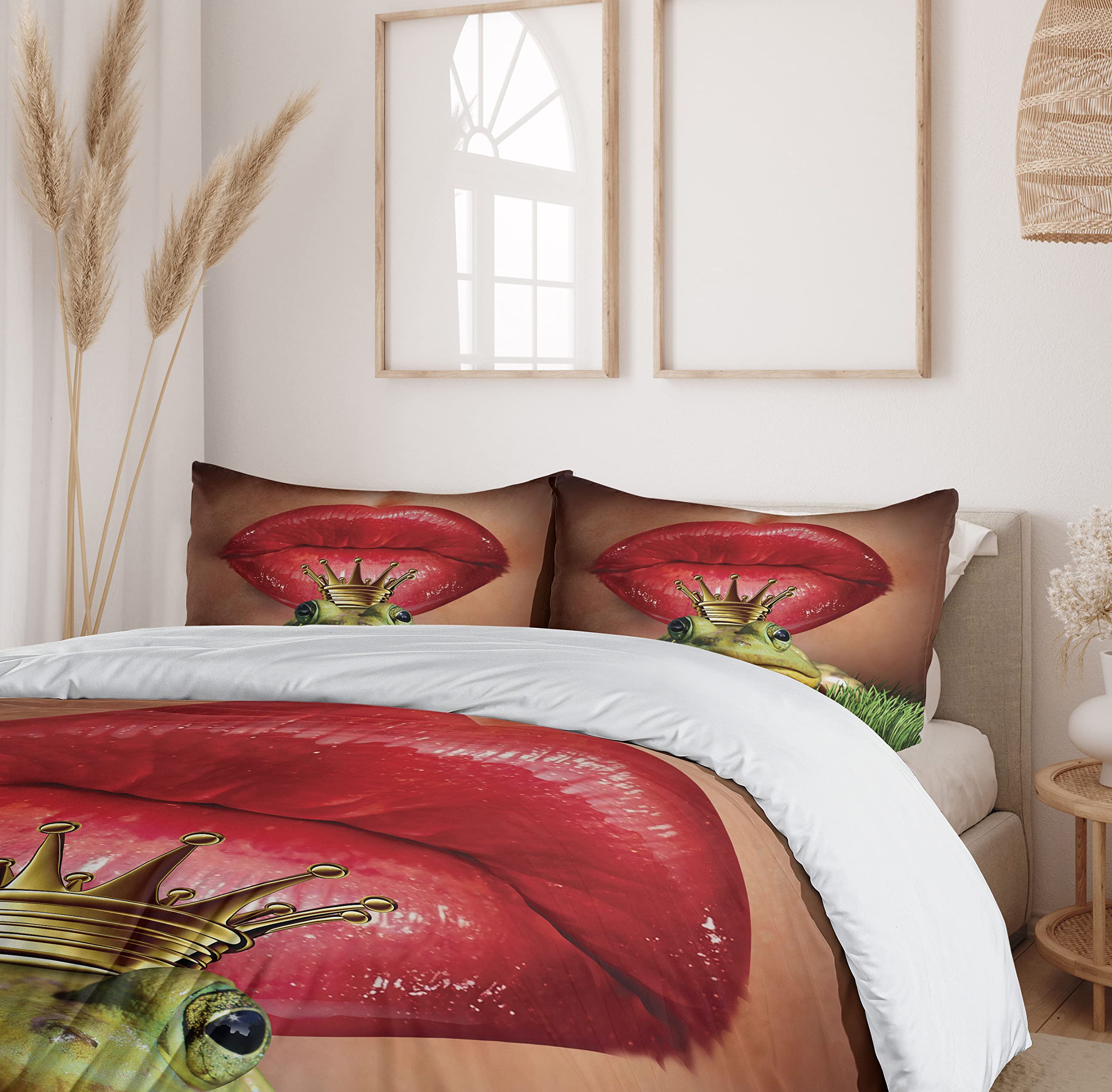 Ambesonne Animal Duvet Cover Set - Lady Finds Her Frog Prince Charming Soul Mate in Love Romance Art, 3-Piece Bedding Set with 2 Pillow Shams, California King Size, Green Red Yellow Design | Perfect for Master Bedroom, Guest Room & Fairy Tale Themed Decor