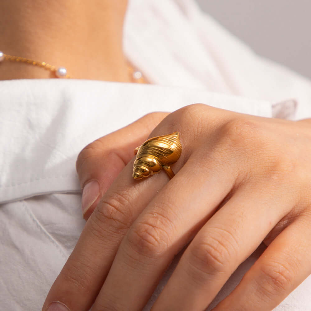 18K Gold Conch Shell Whisper Open Thumb Ring - Elegant Adjustable Statement Jewelry for Women | Perfect for Boho Fashion, Beach Weddings & Everyday Wear (JDR732)