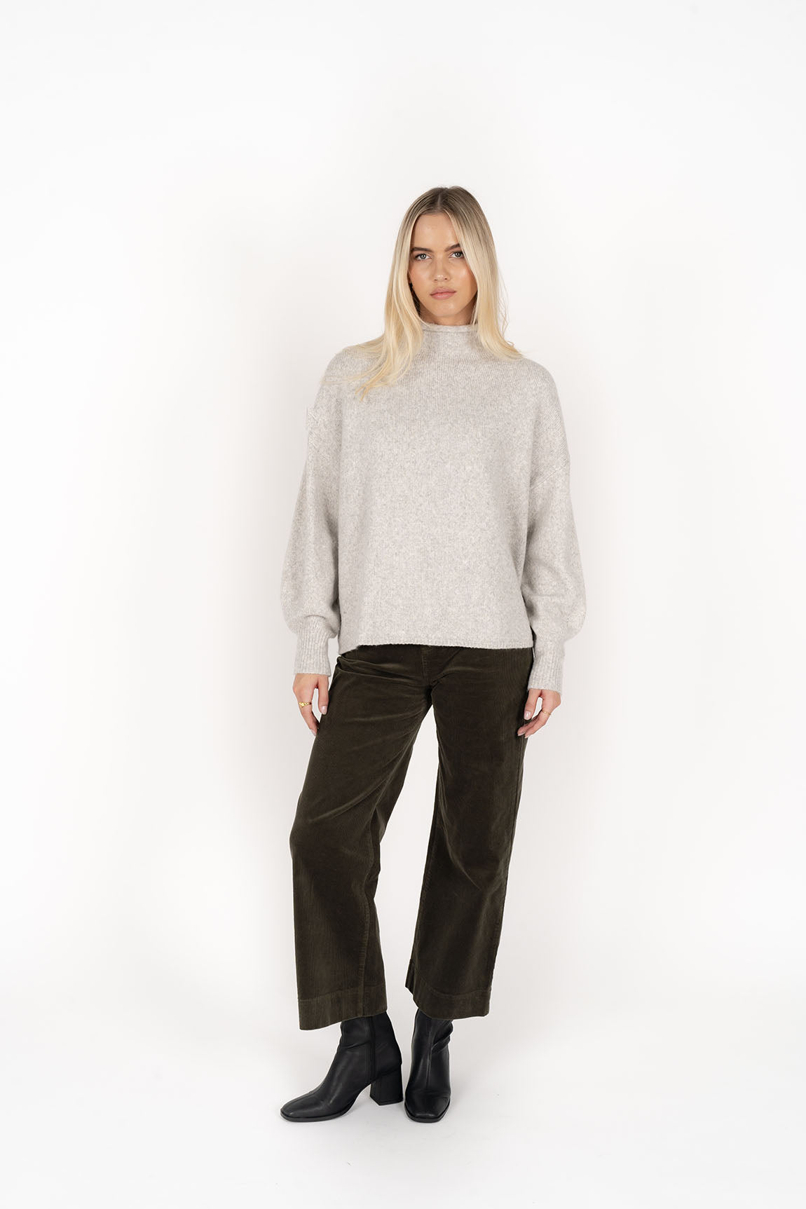 Chantae Snow High Neck Knit Jumper Women's Winter Sweater - Cozy Pullover for Casual Outfits & Office Wear