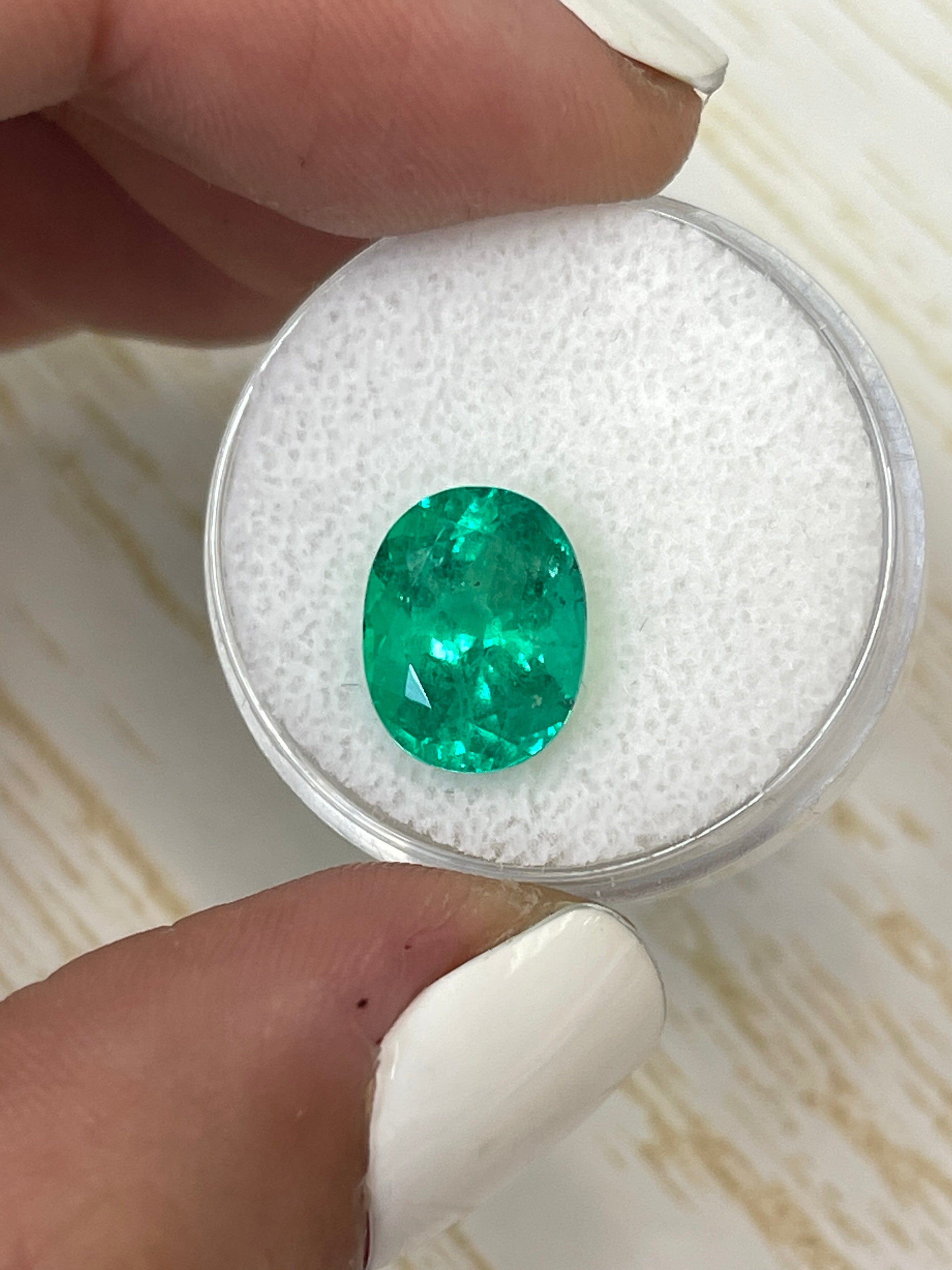 3.97 Carat 11.5x9mm Muzo Green Colombian Emerald Loose Gemstone - Oval Cut Natural Emerald for Jewelry Making, Engagement Rings & Luxury Gifts
