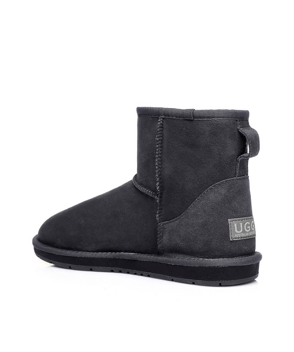 Men's UGG Classic Mini Gen II Boots - Genuine Sheepskin Winter Boots for Men | Warm & Comfortable Snow Boots for Casual Wear, Outdoor Activities & Cold Weather
