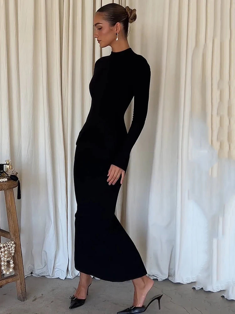 Elegant Black Long Sleeve Bodycon Maxi Dress for Women - O Neck with Two Pockets & Back Split - Perfect for Fall Winter Fashion, Date Nights, and Evening Parties