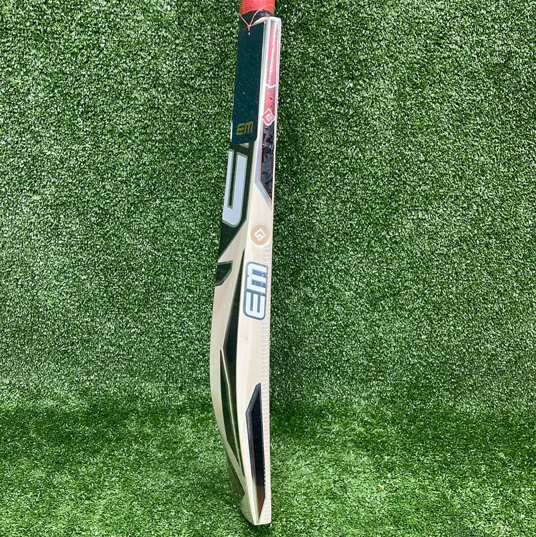 EM Quantum 4.0 Kashmir Willow Cricket Bat - Premium English Willow Alternative for Practice & Matches - Perfect for Cricket Training, Backyard Games & League Play