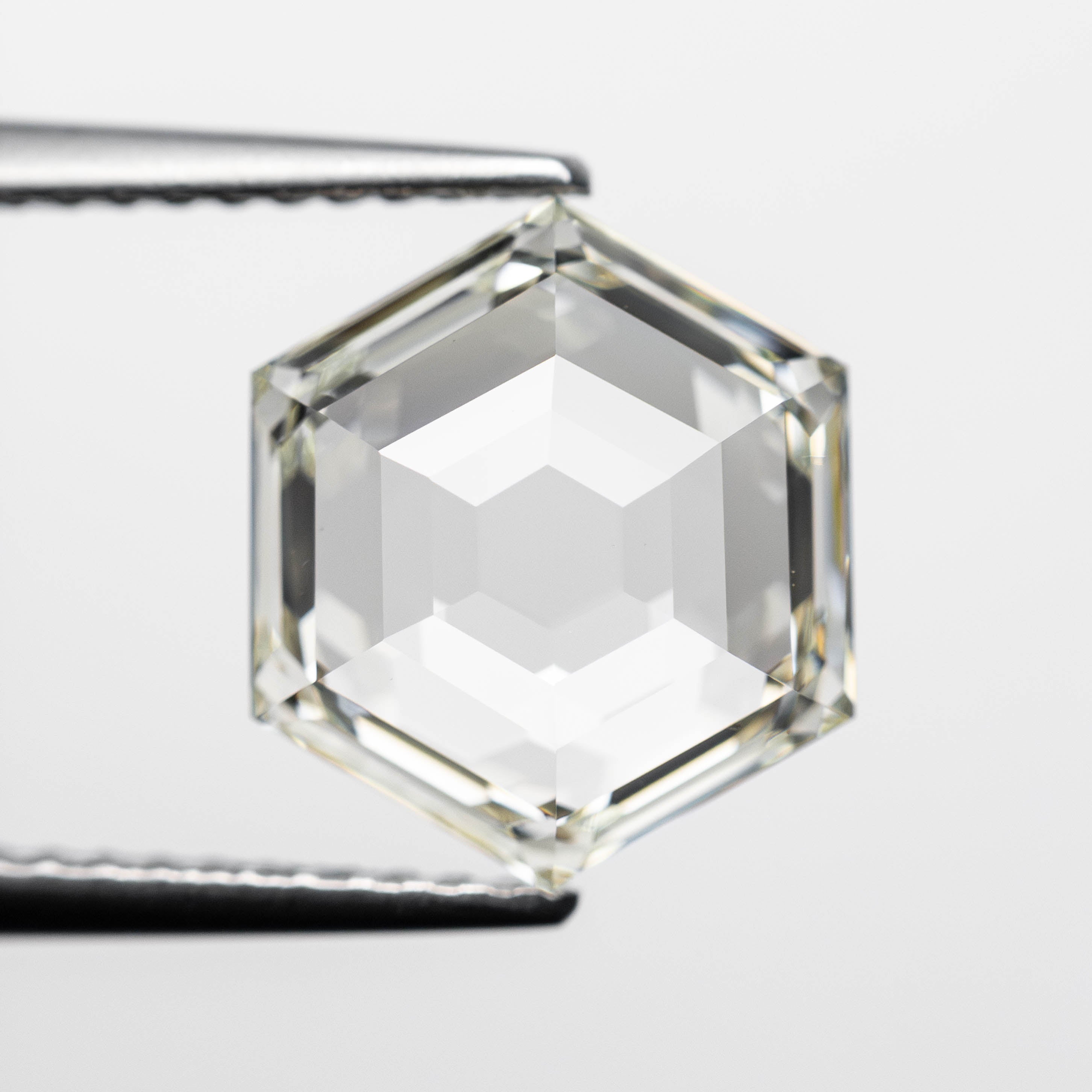 3.15ct GIA Certified M Color VVS2 Clarity Hexagon Step Cut Diamond - 10.56x9.17x3.79mm for Engagement Rings & Fine Jewelry