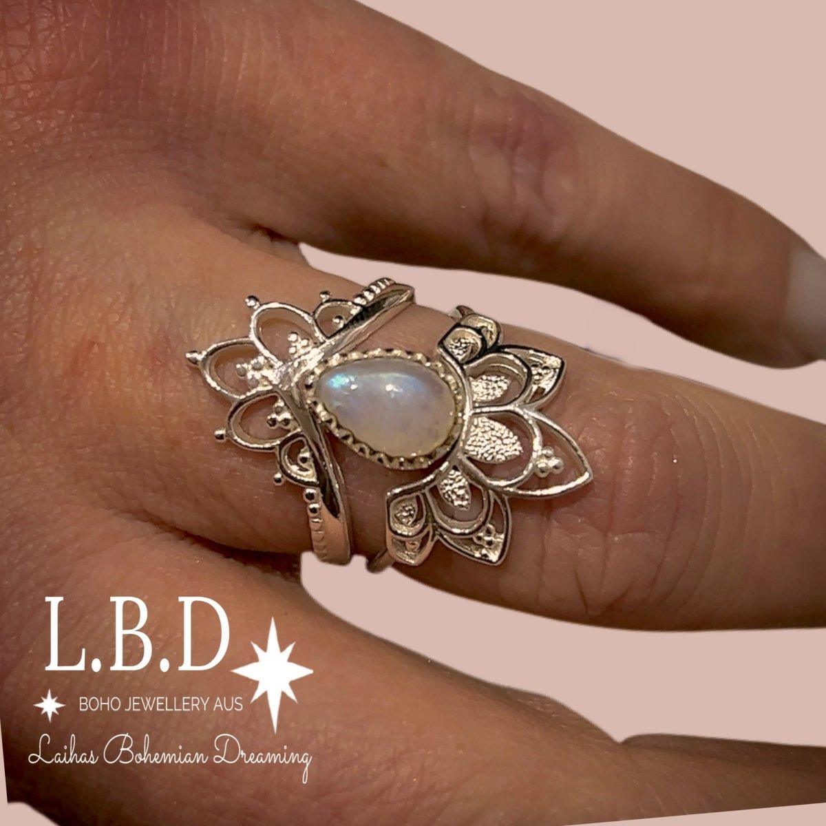 Boho Moonstone Ring Set for Women - Elegant Daisly Design, Sterling Silver Stackable Rings - Perfect for Layering, Gift Giving & Boho Fashion