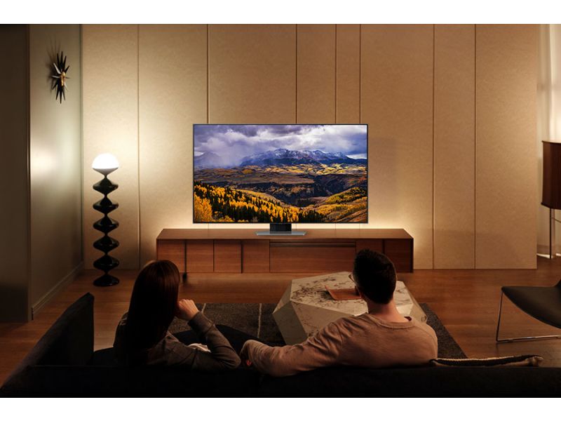 Samsung QN50Q80CAF 50-Inch QLED 4K Smart TV - Ultra HD Quantum HDR, Alexa Built-in, 120Hz Refresh Rate for Gaming & Streaming - Perfect for Living Room, Bedroom & Home Theater Entertainment