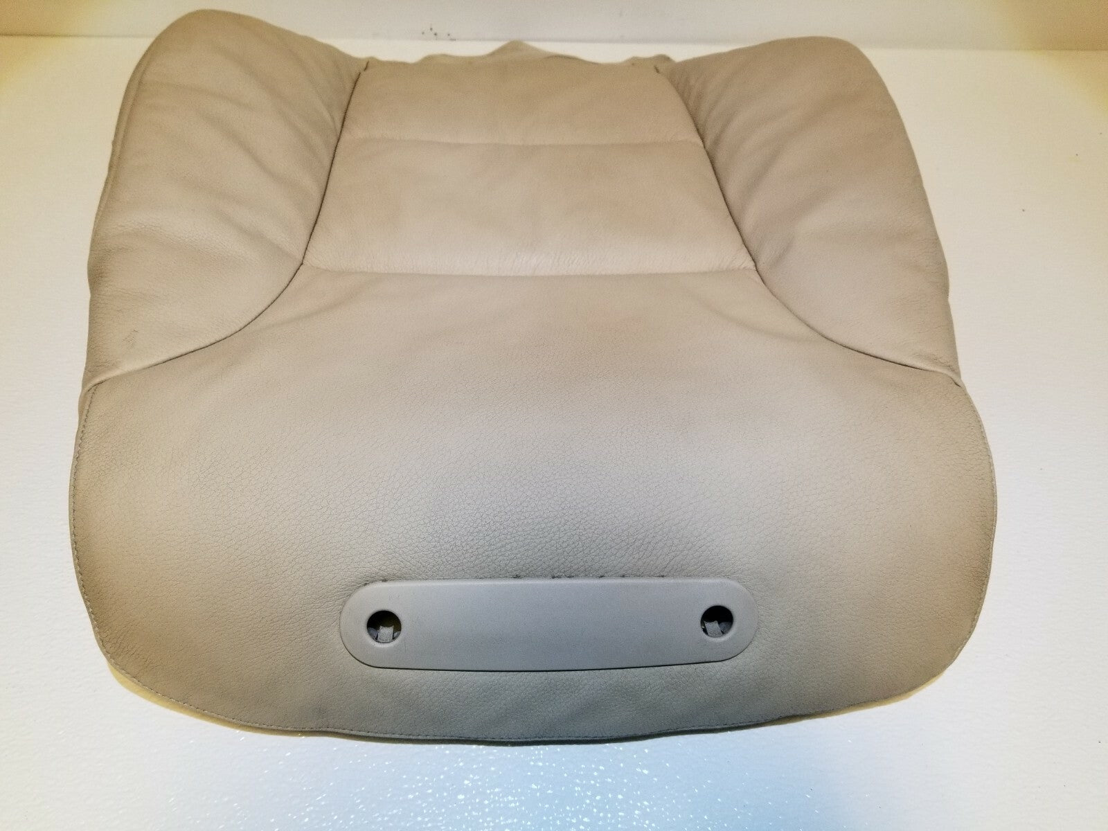 2004-2007 BMW 530xi E60 Front Right Passenger Seat Backrest Upper OEM Replacement Part - Perfect for Car Interior Repair & Restoration Projects