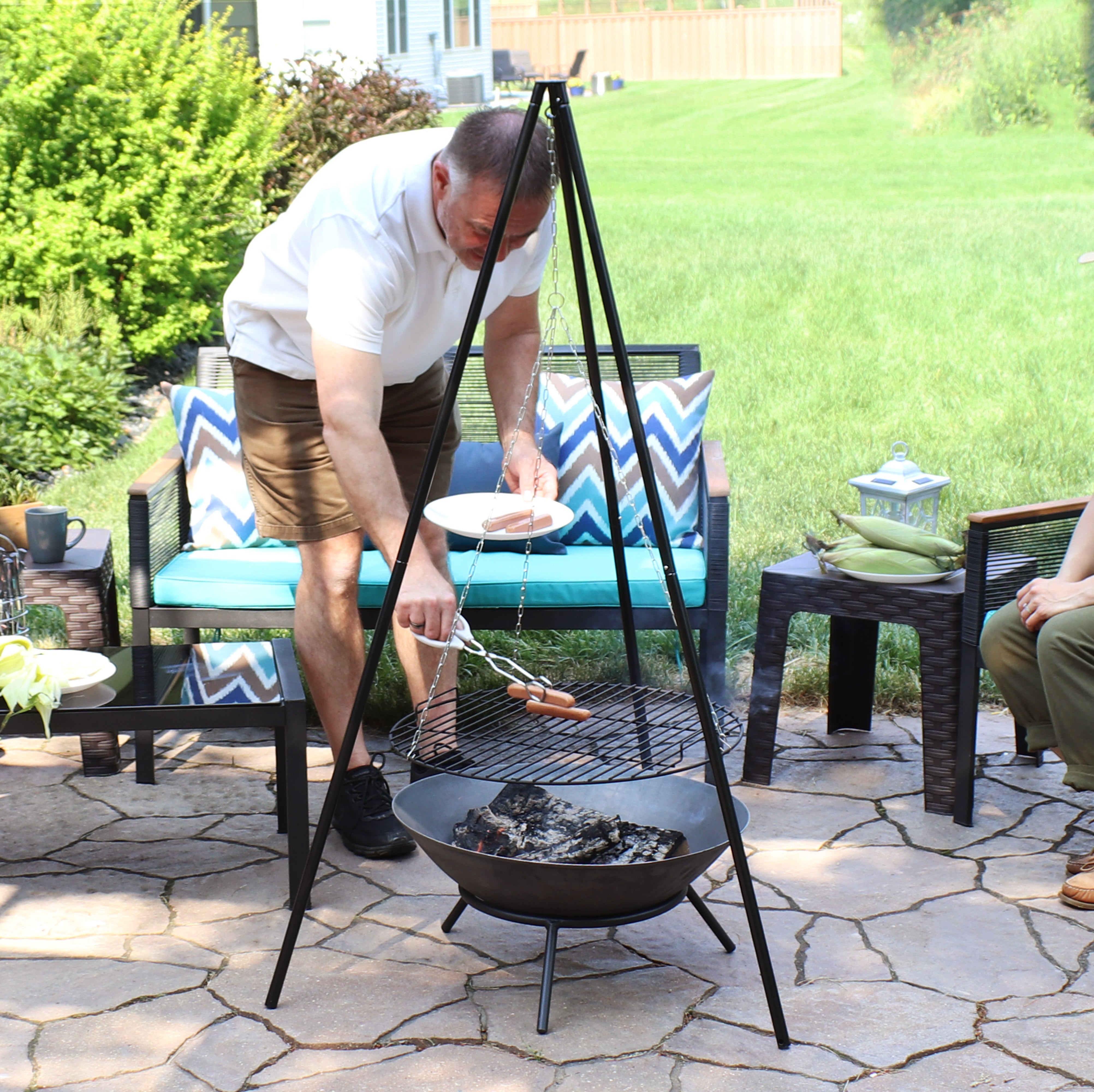Sunnydaze 22-Inch Tripod Grilling Set with Heavy Duty Cooking Grate - Perfect for Camping, Backyard BBQs & Outdoor Cooking Adventures