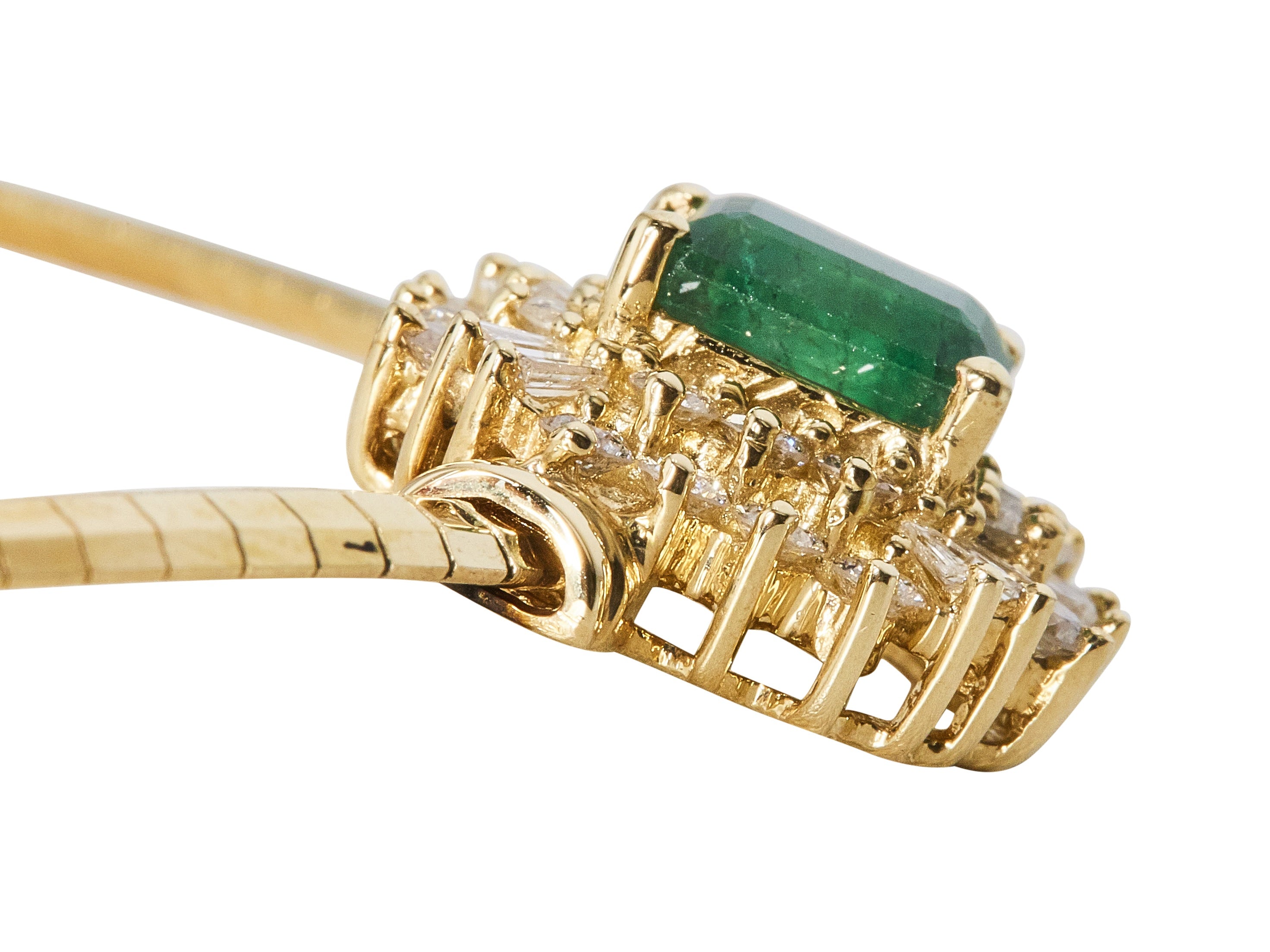 1.55 Carat Emerald & 0.85 Carat Diamond Pendant Necklace in 14K Yellow Gold - Elegant Jewelry for Weddings, Anniversaries & Special Occasions