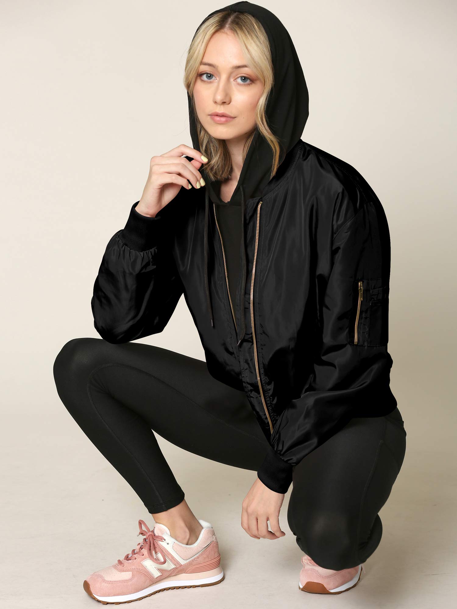 Made By Johnny Women's Classic Lightweight Jacket - Multi-Pocket Windbreaker Bomber Jacket for Outdoor Activities & Travel | Water-Resistant Casual Coat