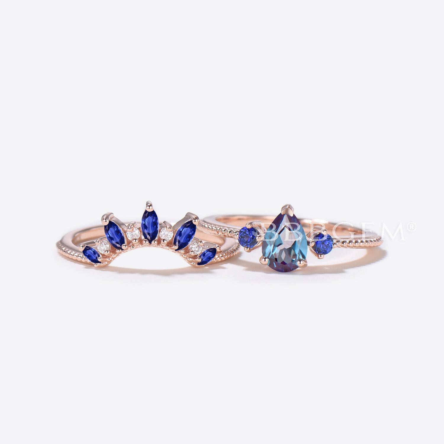 Exquisite Pear Shaped Alexandrite & Blue Sapphire Engagement Ring | Vintage-Inspired Cluster Setting | Perfect for Proposals, Anniversaries & Special Occasions