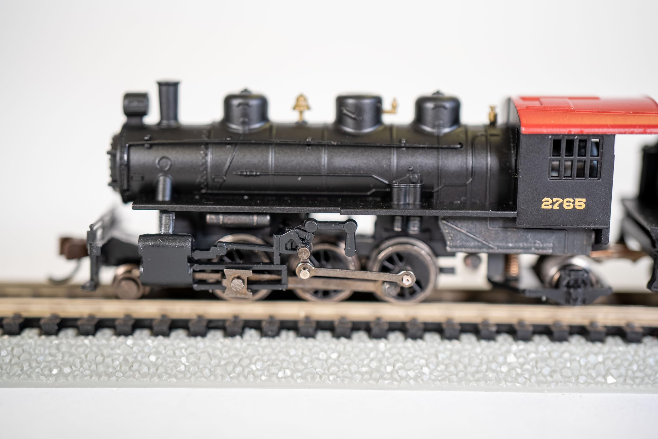 N Scale PRR #2765 Prairie 2-6-2 Steam Locomotive & Tender Model Train - Perfect for Model Railroad Layouts and Collectors