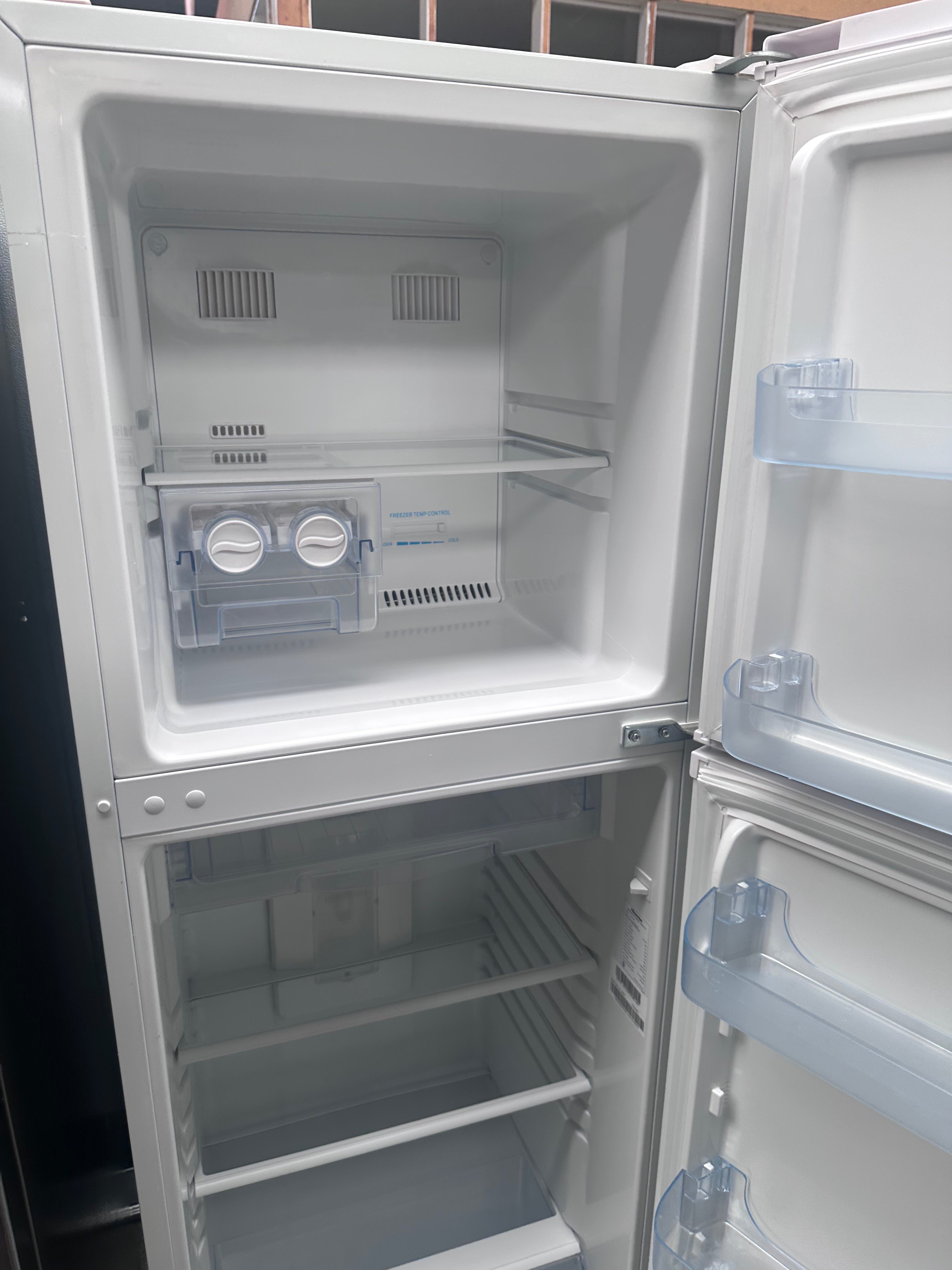 Hisense 269L Top Mount Refrigerator - Energy Efficient, Spacious Freezer, Quiet Operation [Certified Refrigerated] - Perfect for Apartments, Dorms & Small Kitchens