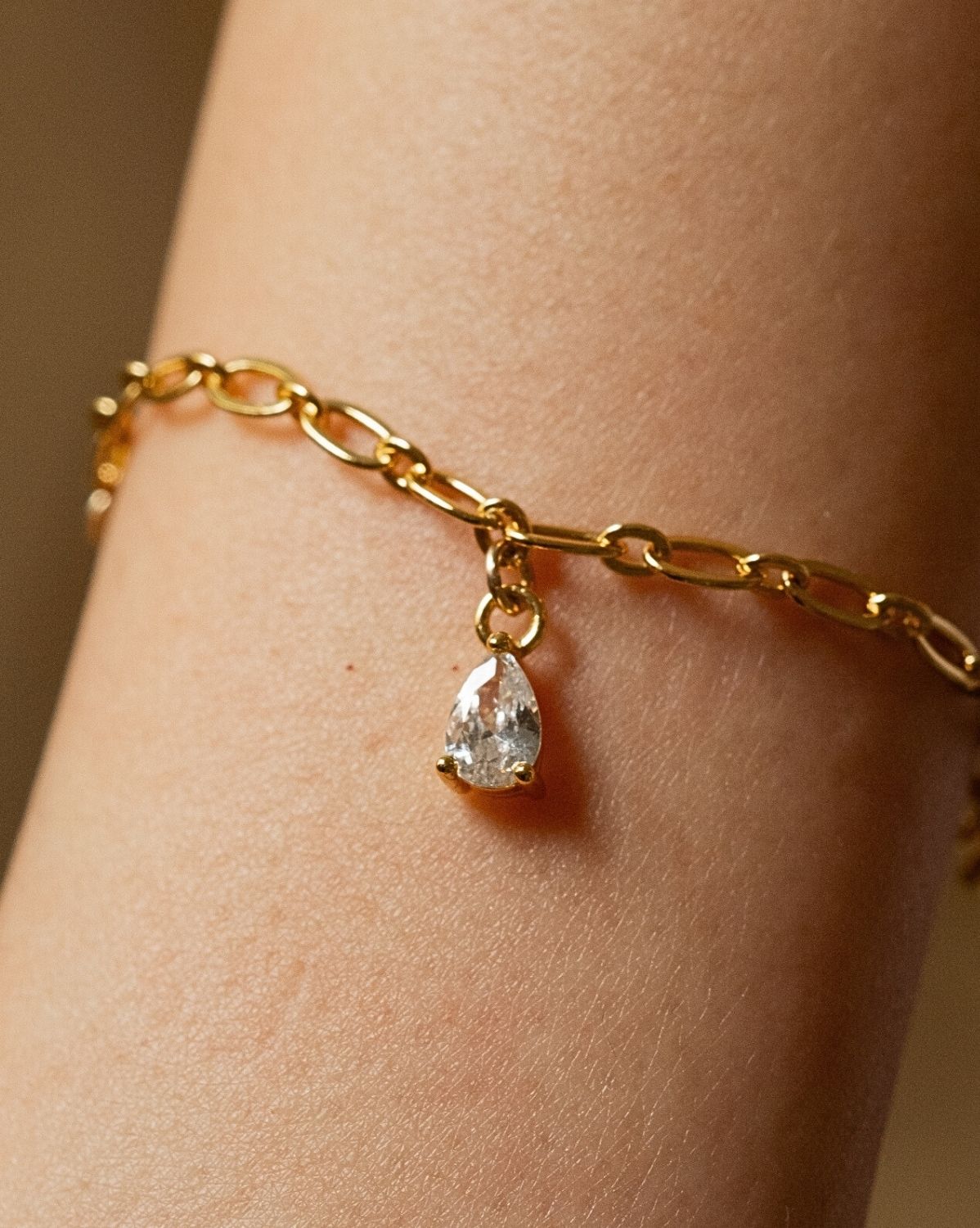 Custom Figaro Charm Bracelet - Personalized Jewelry for Women | Perfect for Gifts, Anniversaries & Everyday Wear