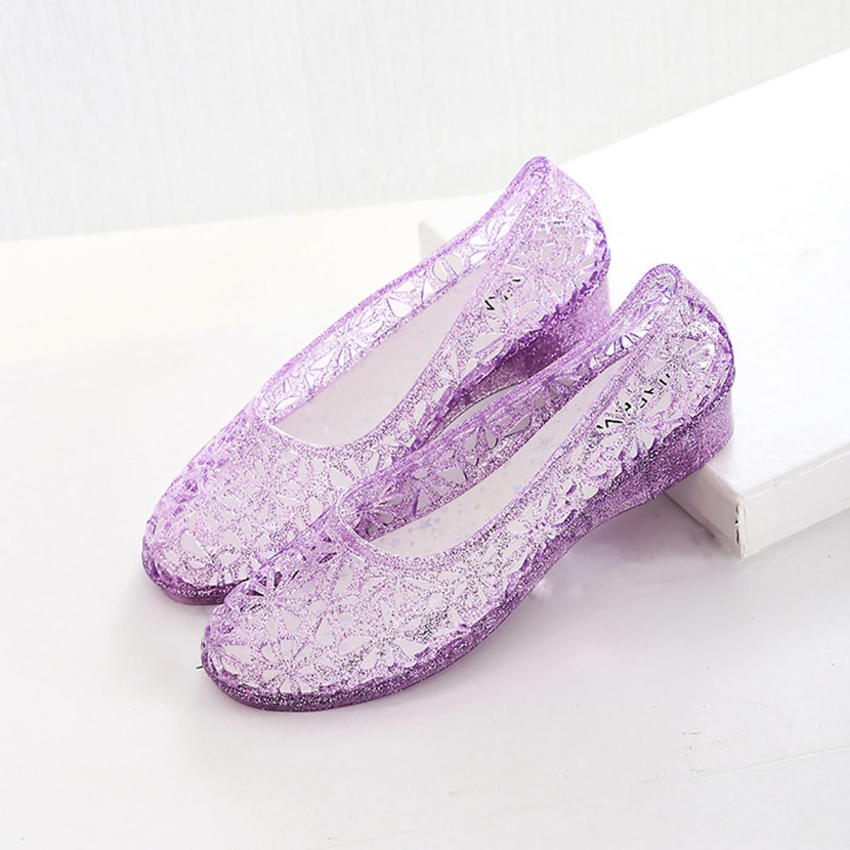 XSBY Women's Fashion Jelly Sandals - Comfortable & Stylish Beach Slides for Summer, Pool, and Outdoor Activities