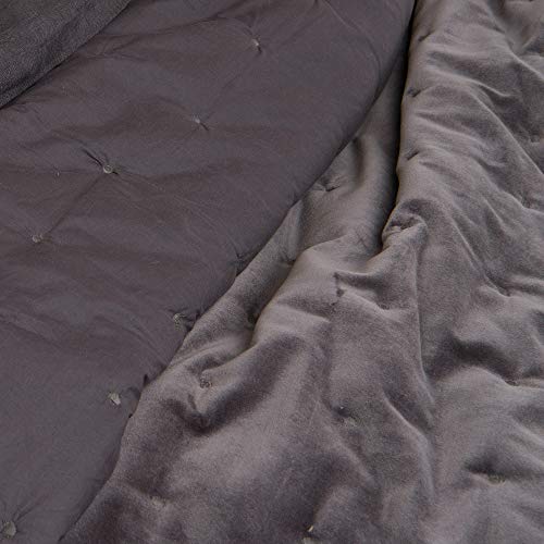 Q4 Grey