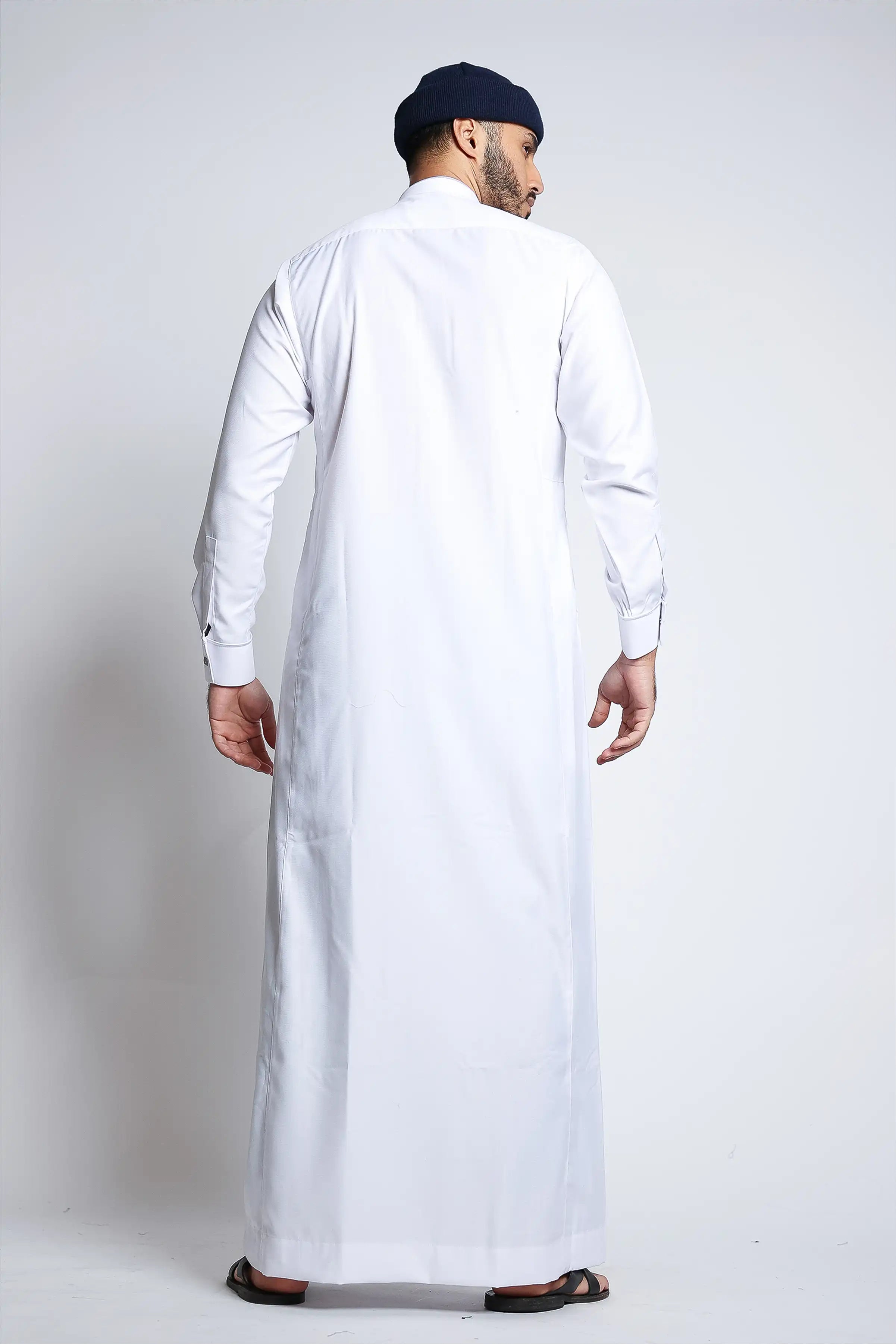 Premium White Collar Embroidered Thobe for Men - Elegant Islamic Robe for Eid, Wedding & Special Occasions - Comfortable & Stylish Traditional Attire