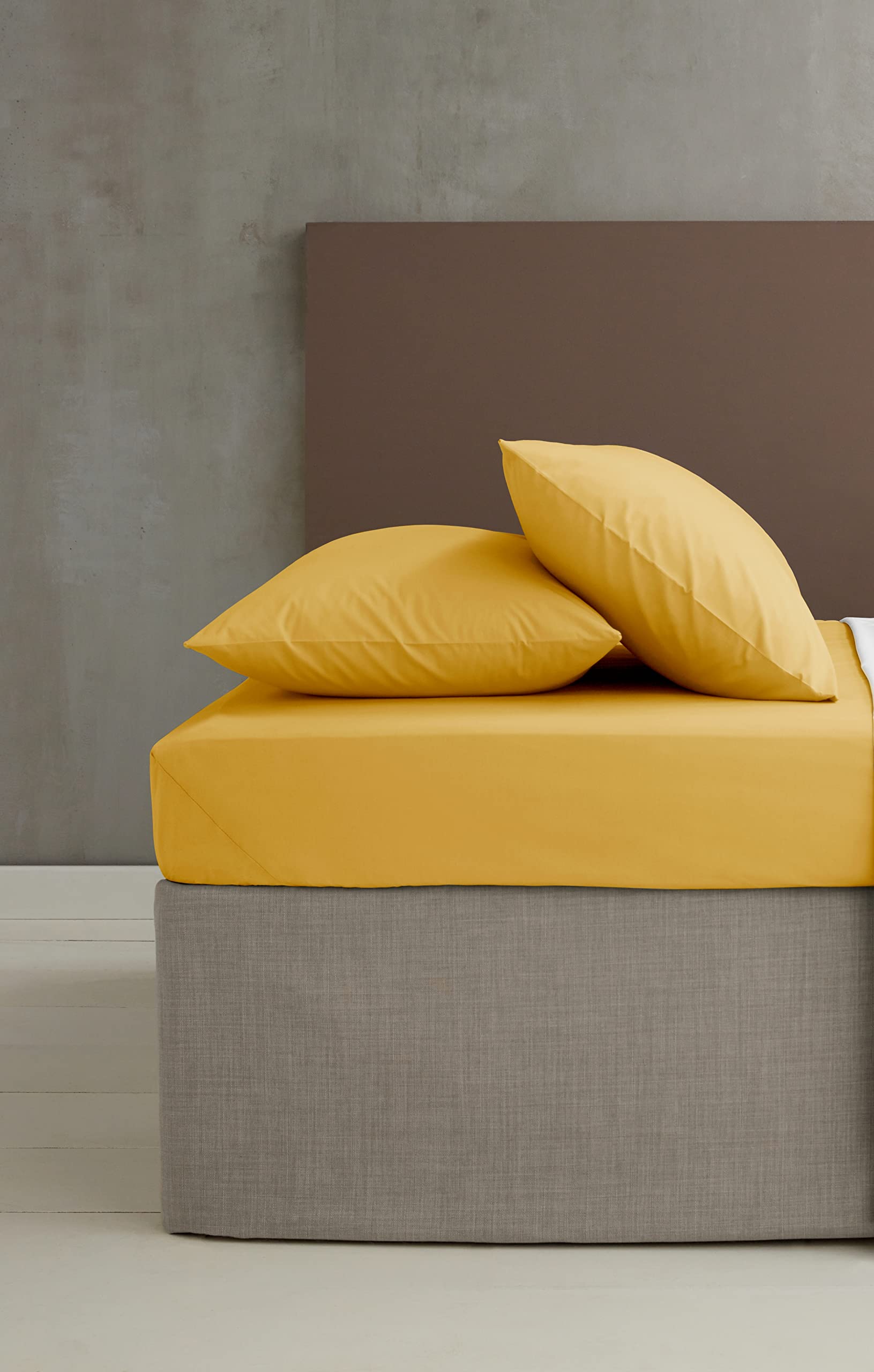 Catherine Lansfield Easy Iron Percale Pillowcases - Standard Size 50x75cm (Pack of 2) with Envelope Closure in Ochre | Premium Bedding for Hotels, Guest Rooms & Home Decor